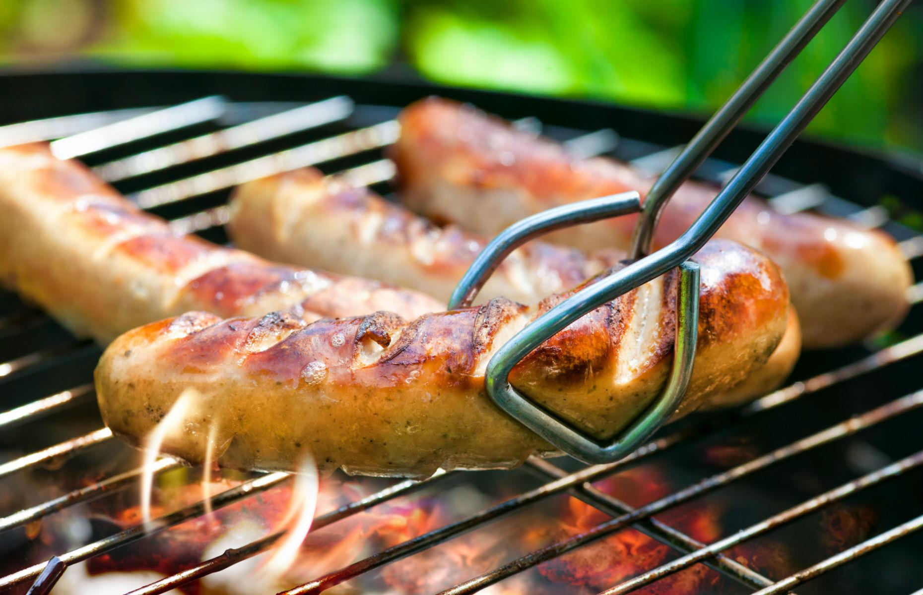 Australia: Free hot dogs on Election Day