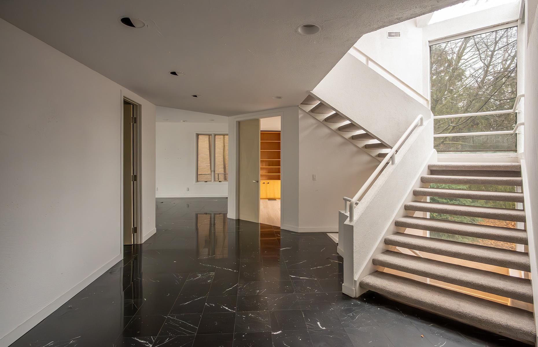 Abandoned million-dollar mansion: modern floor plan