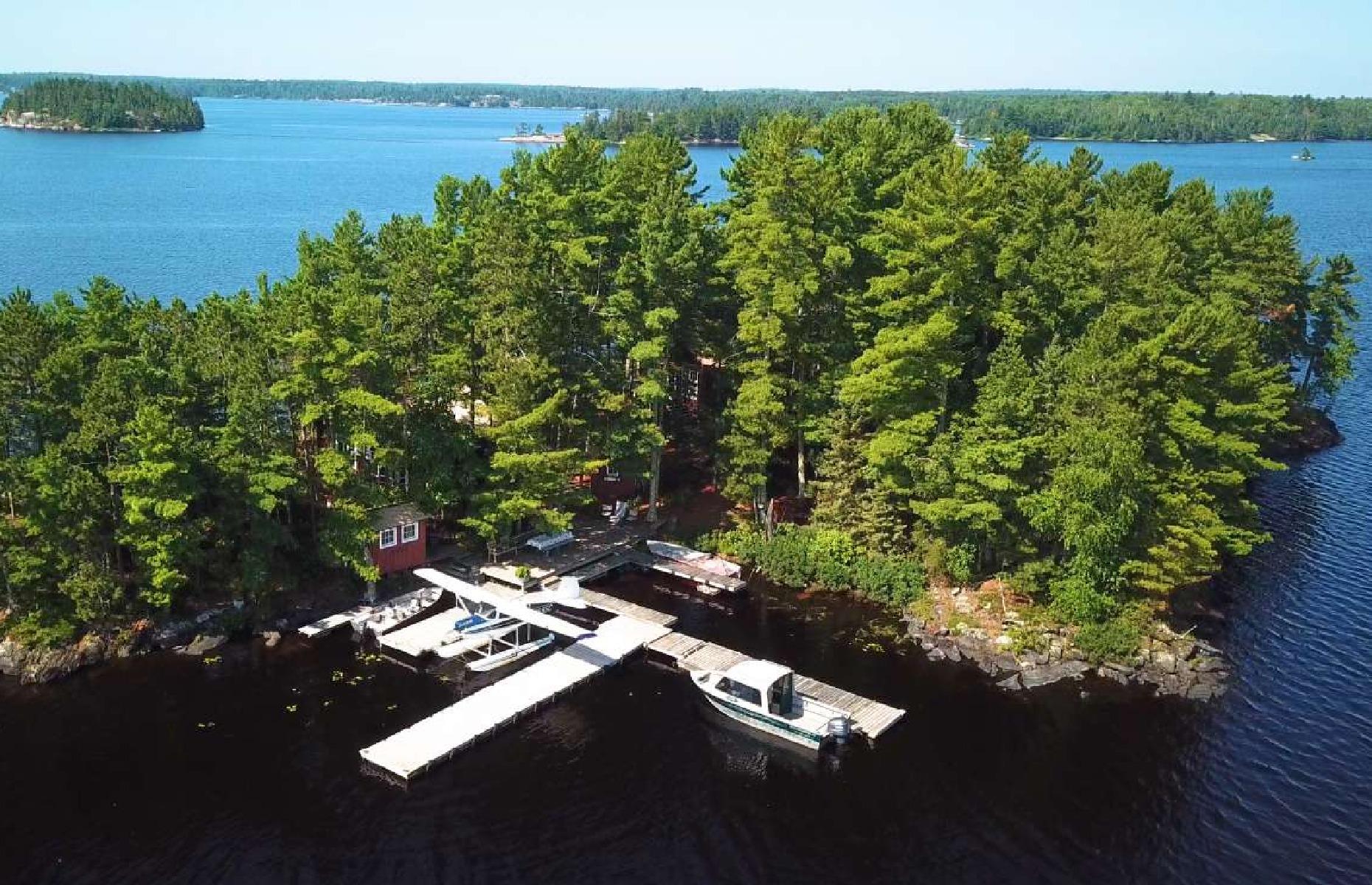 Sandpoint Lake Island, Minnesota, USA: $640k (£507k)