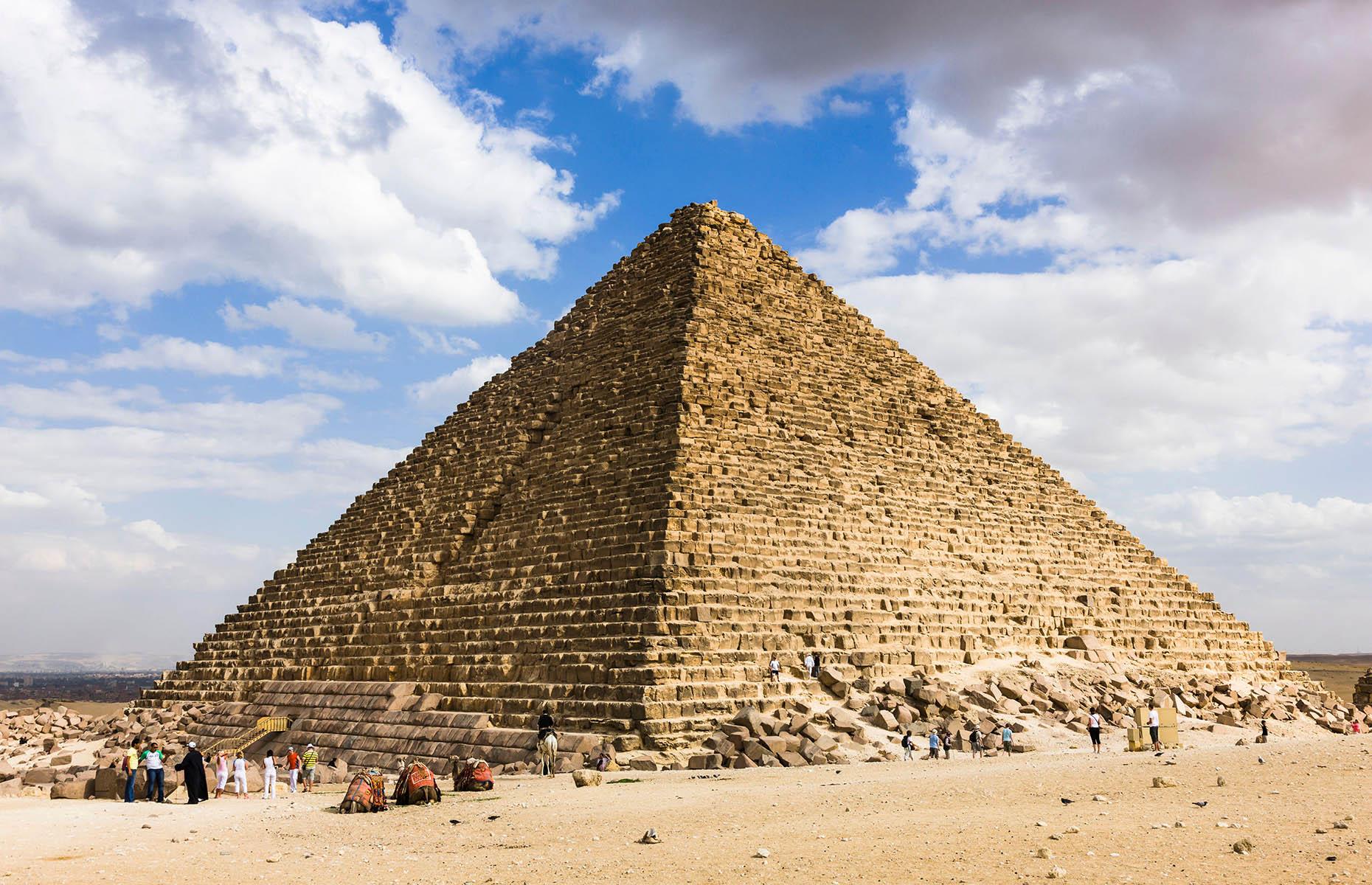 ...and the Menkaure Pyramid