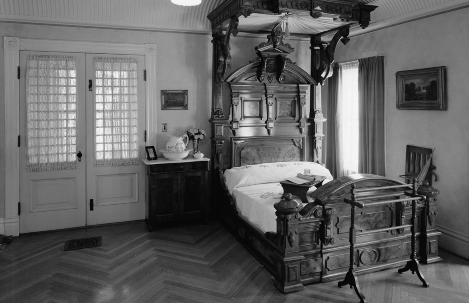 1930s: Sarah Winchester's bedroom