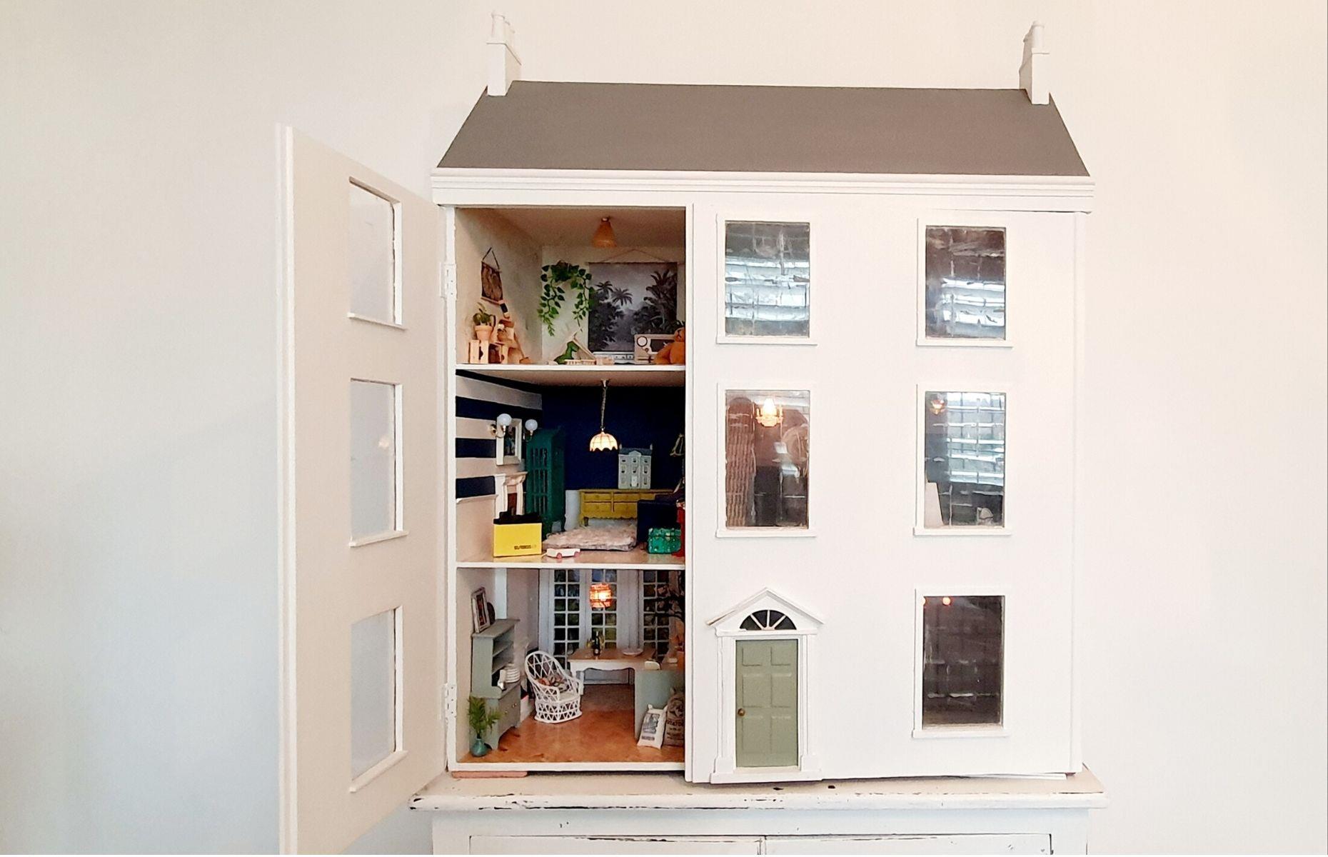New pad, new doll's house