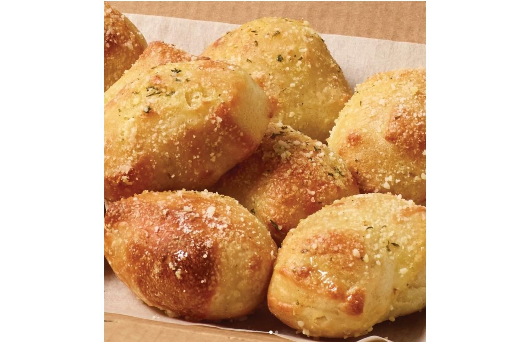 Domino’s: Parmesan bread bites