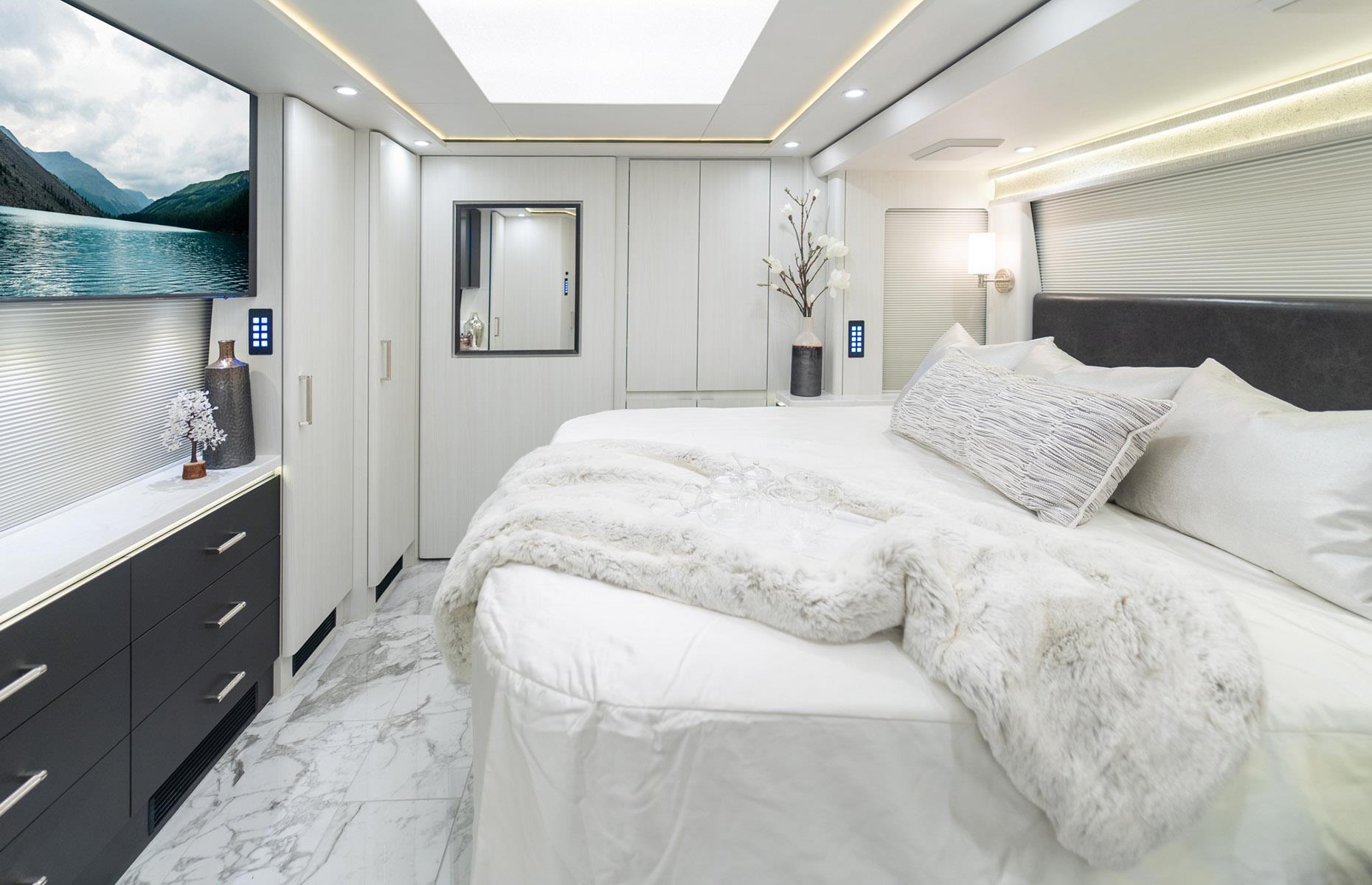 Marathon Coach H3-45 #1397: 2,8 Millionen Euro 