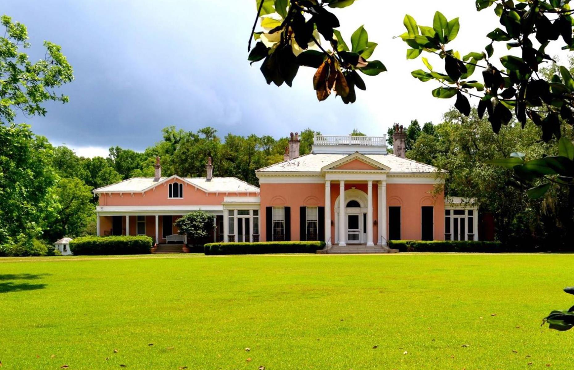 Mississippi: Historic home, Natchez, $3.2 million (£2.4m): The most incredible homes for sale in every US state