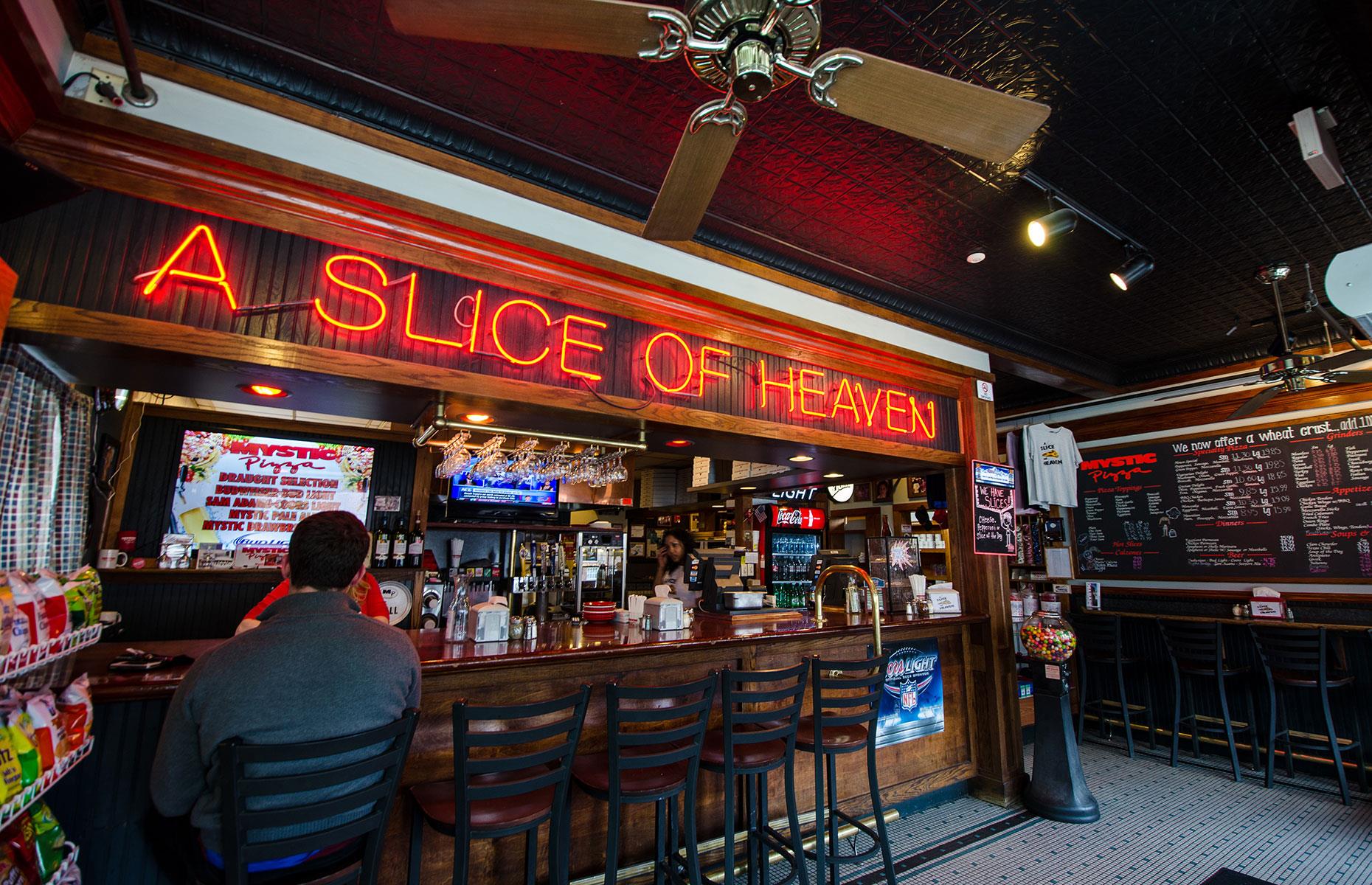 Mystic Pizza: Mystic Pizza