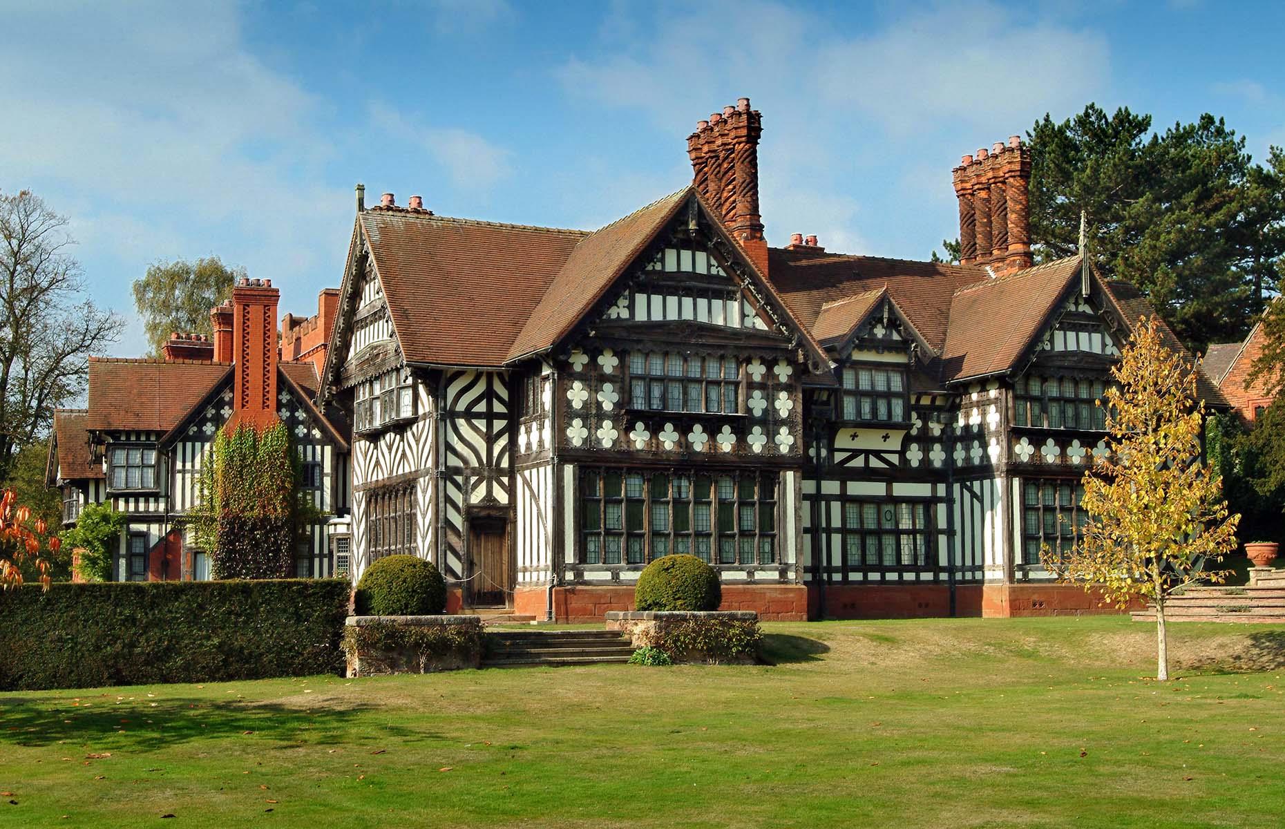 1880s: Wightwick Manor, West Midlands, UK