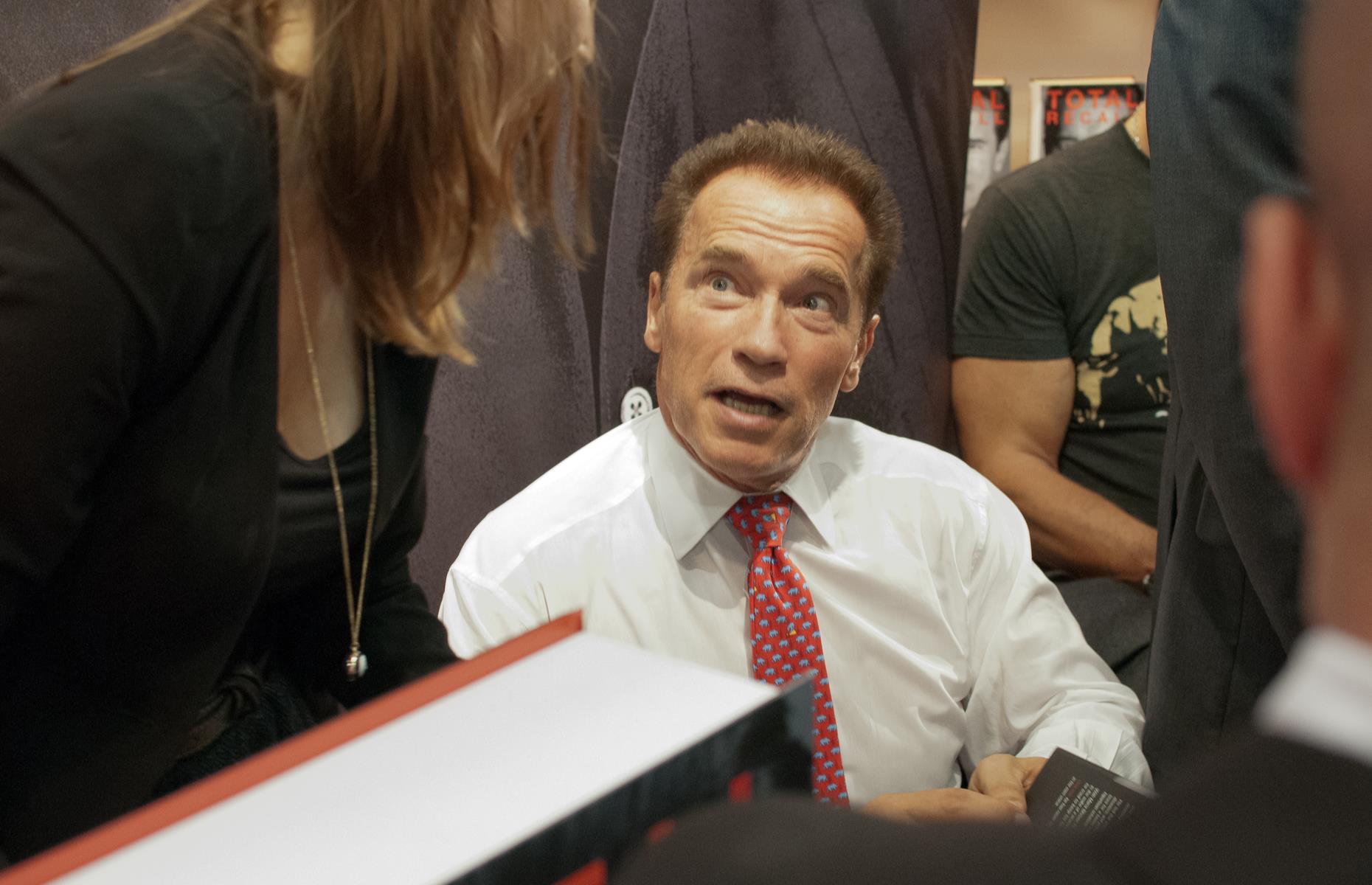 Arnold Schwarzenegger's autobiography: loss unknown 
