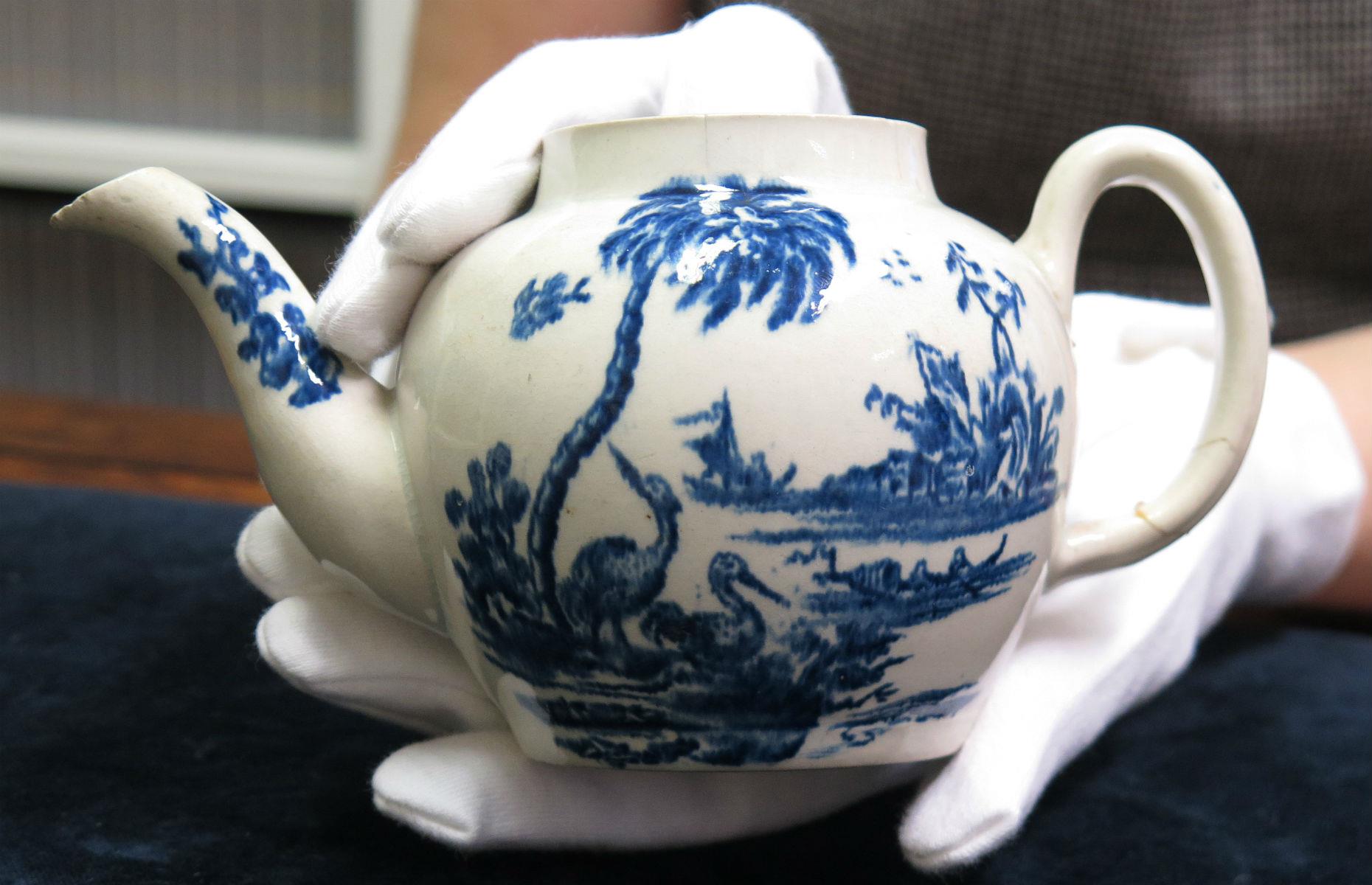 The cracked teapot sold for $748,000 (£575k)