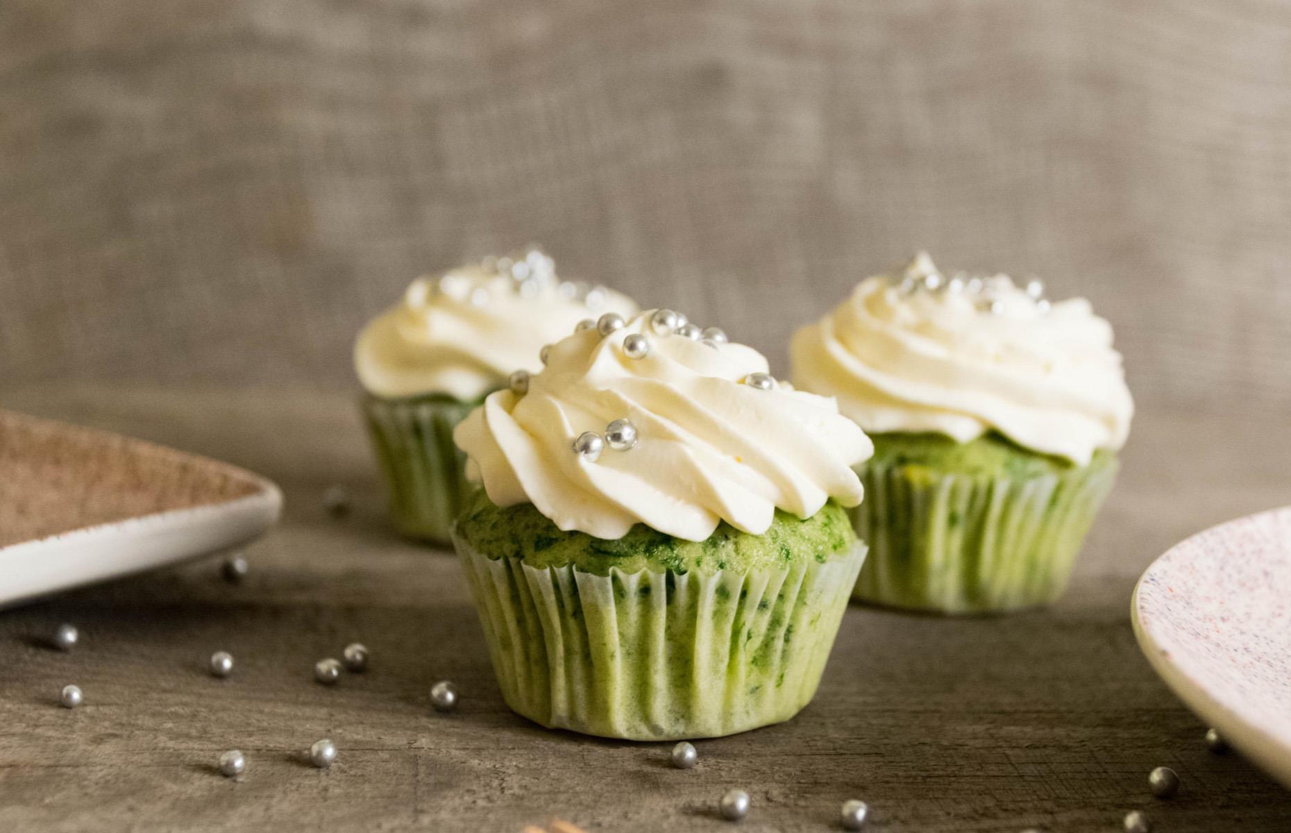 Kale and orange cupcakes