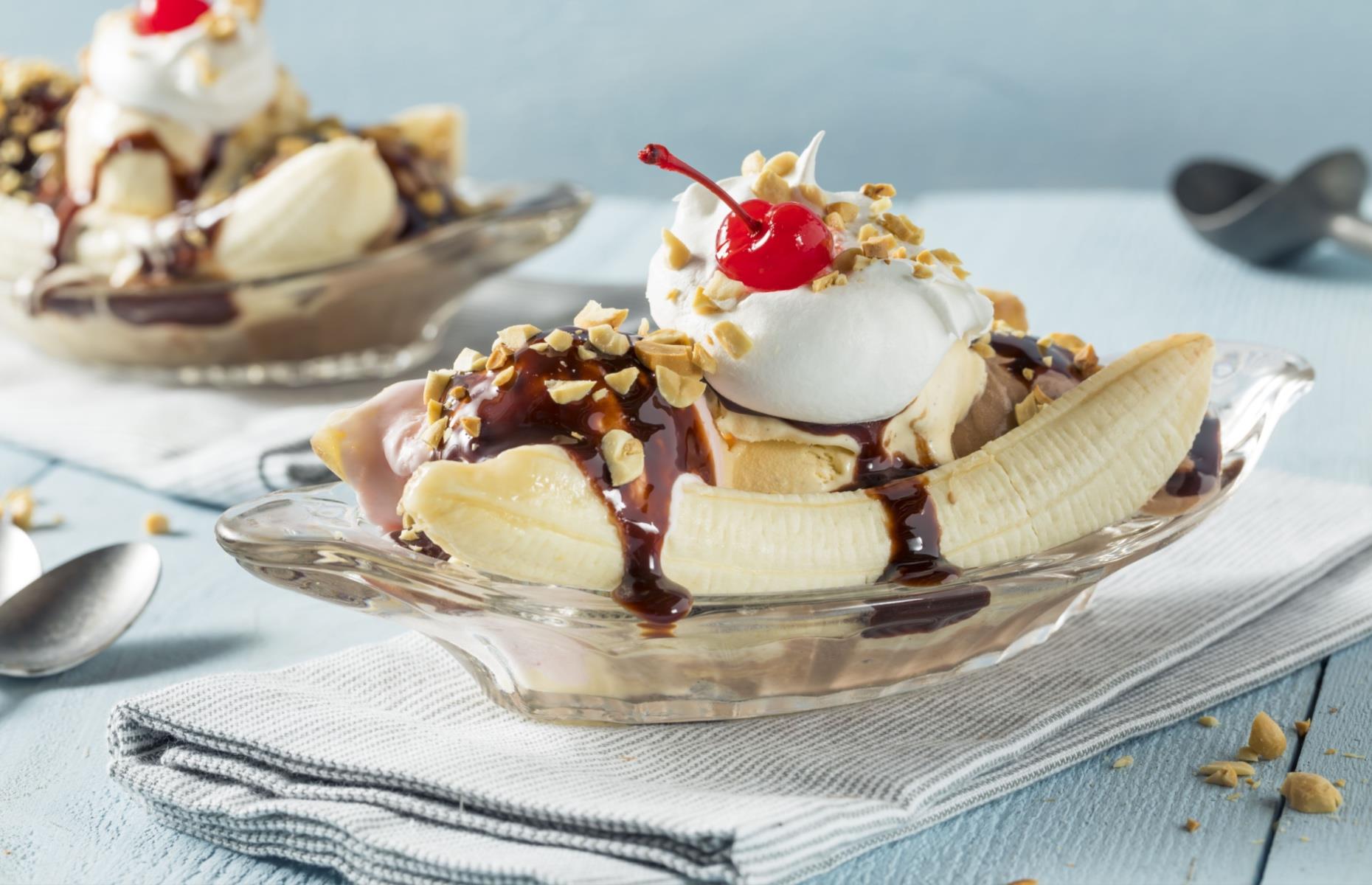 3. Banana split