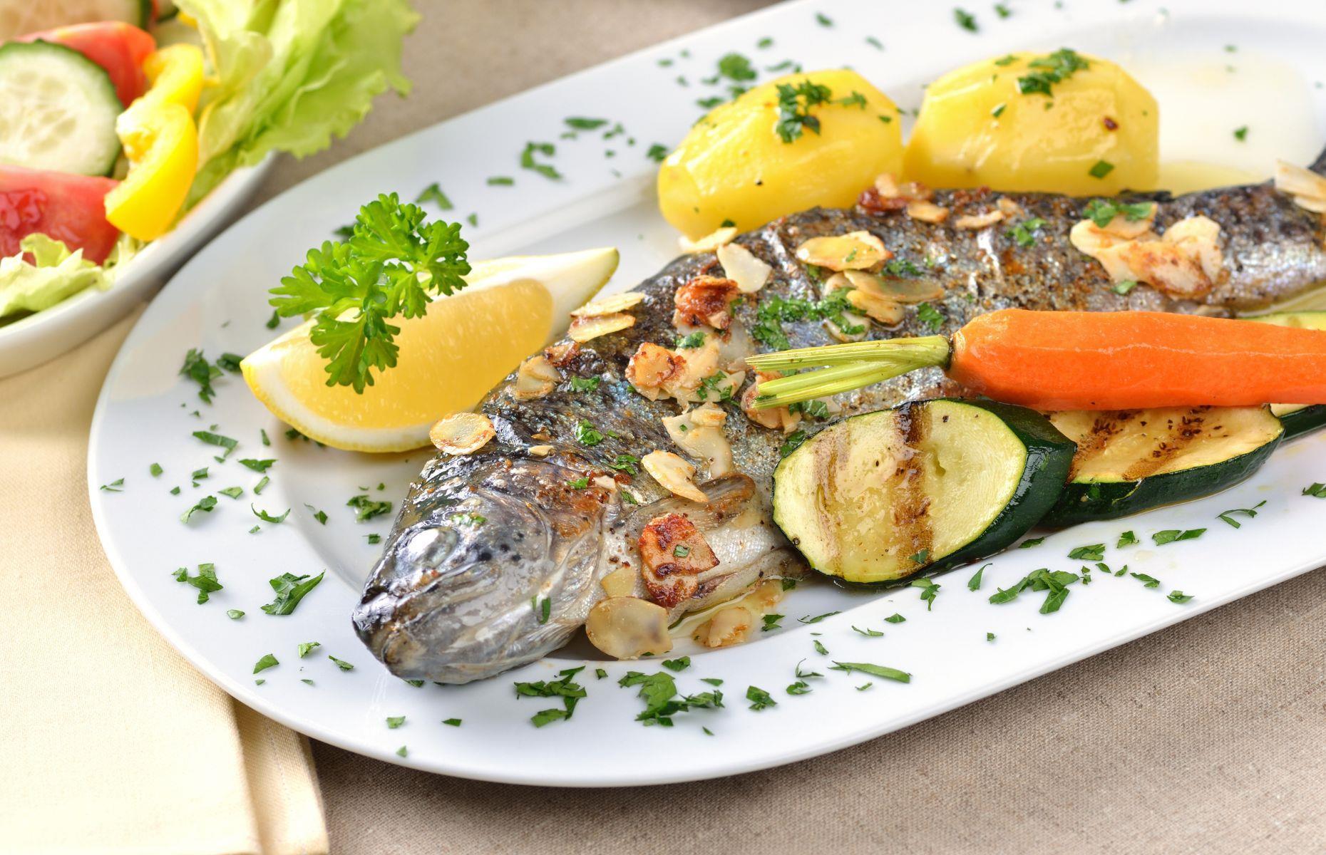 1960s: trout amandine