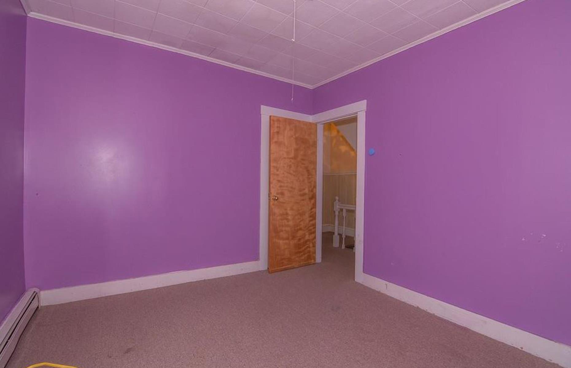 A problematic door 
