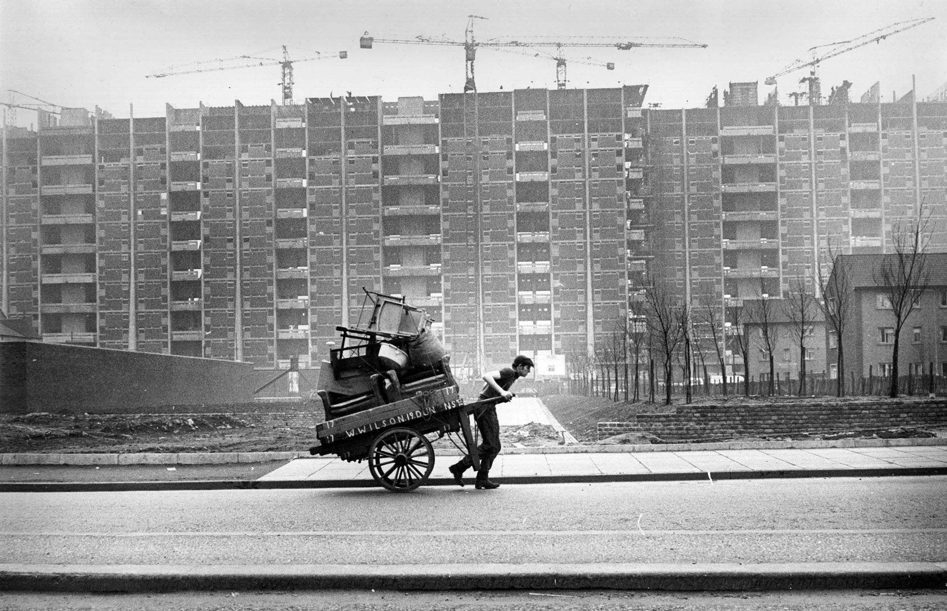 1960: Bloques de pisos sustituyen a los barrios marginales de Gorbals