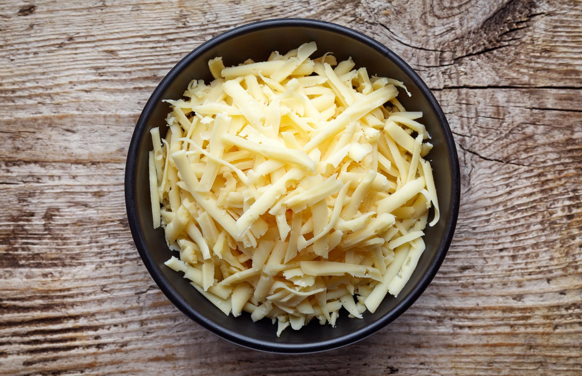 Sind da etwa Holzspäne im Käse?