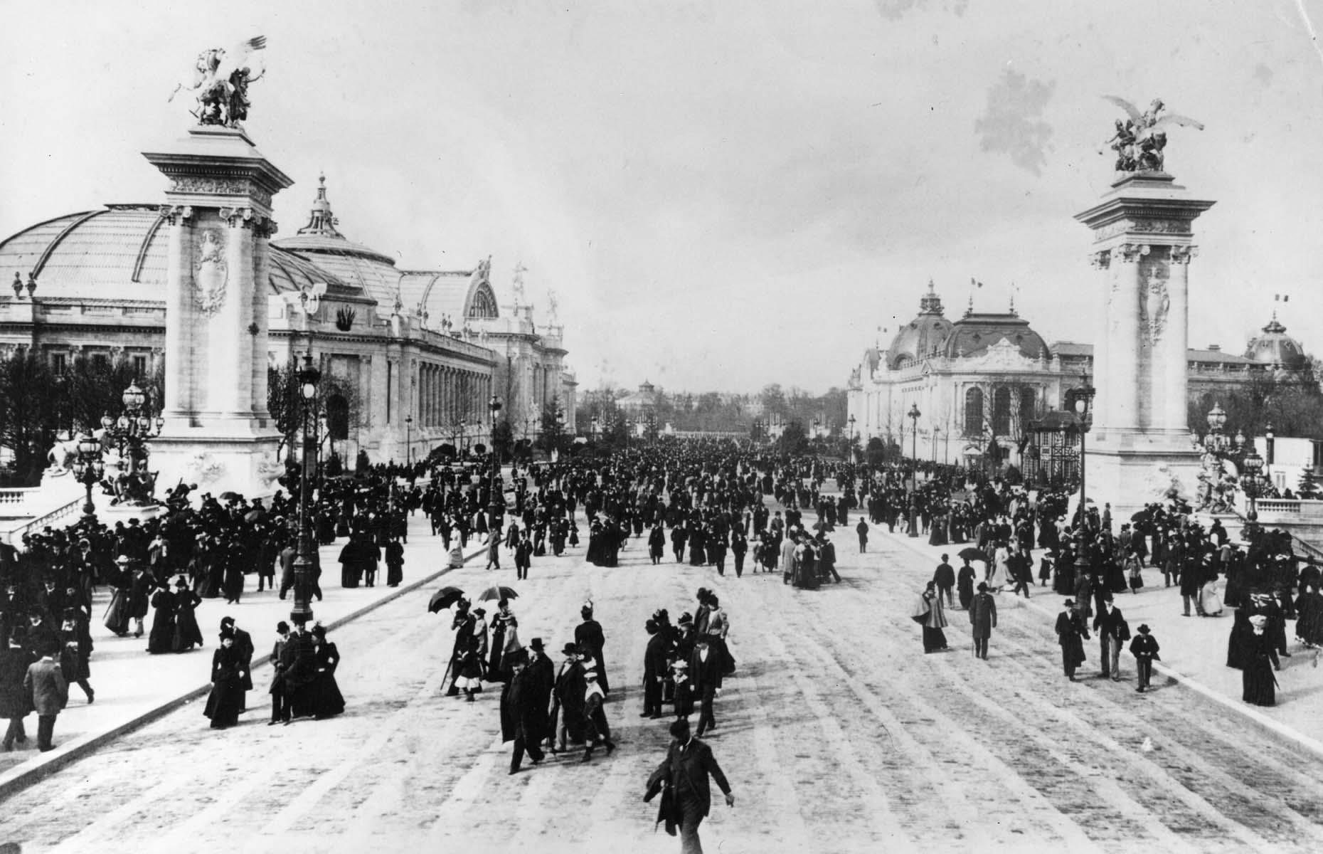 1900: Petit Palais and Grand Palais, Paris, France