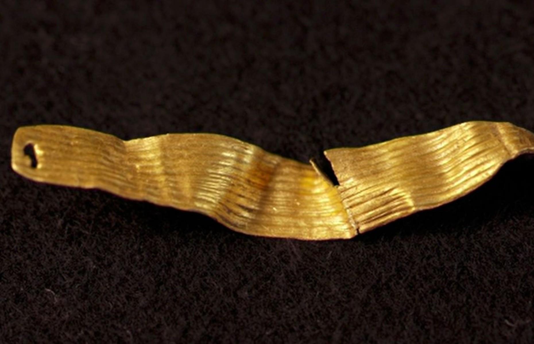 Bronze Age gold ribbon: $1,200 (£1k) 