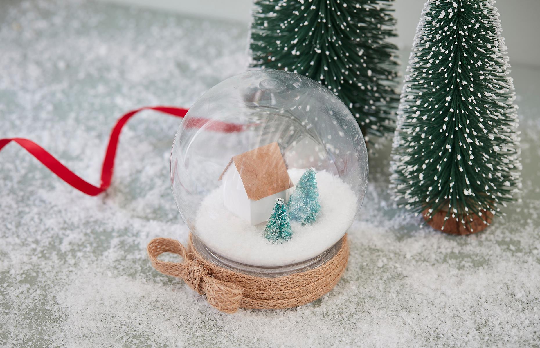 Make snow globes