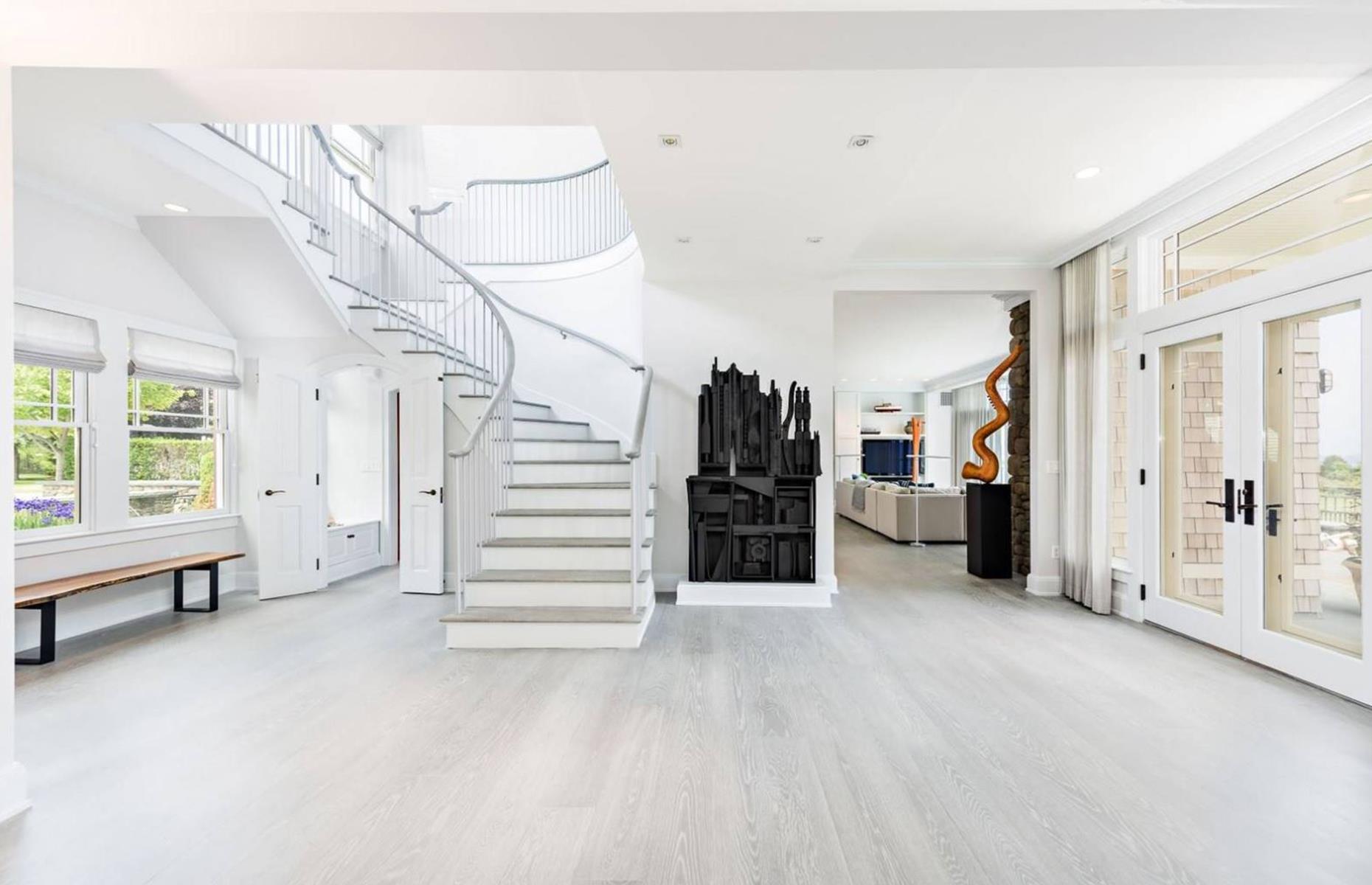 Rhode Island: Oceanfront estate, Jamestown, $6.9 million (£5.3m): The most incredible homes for sale in every US state