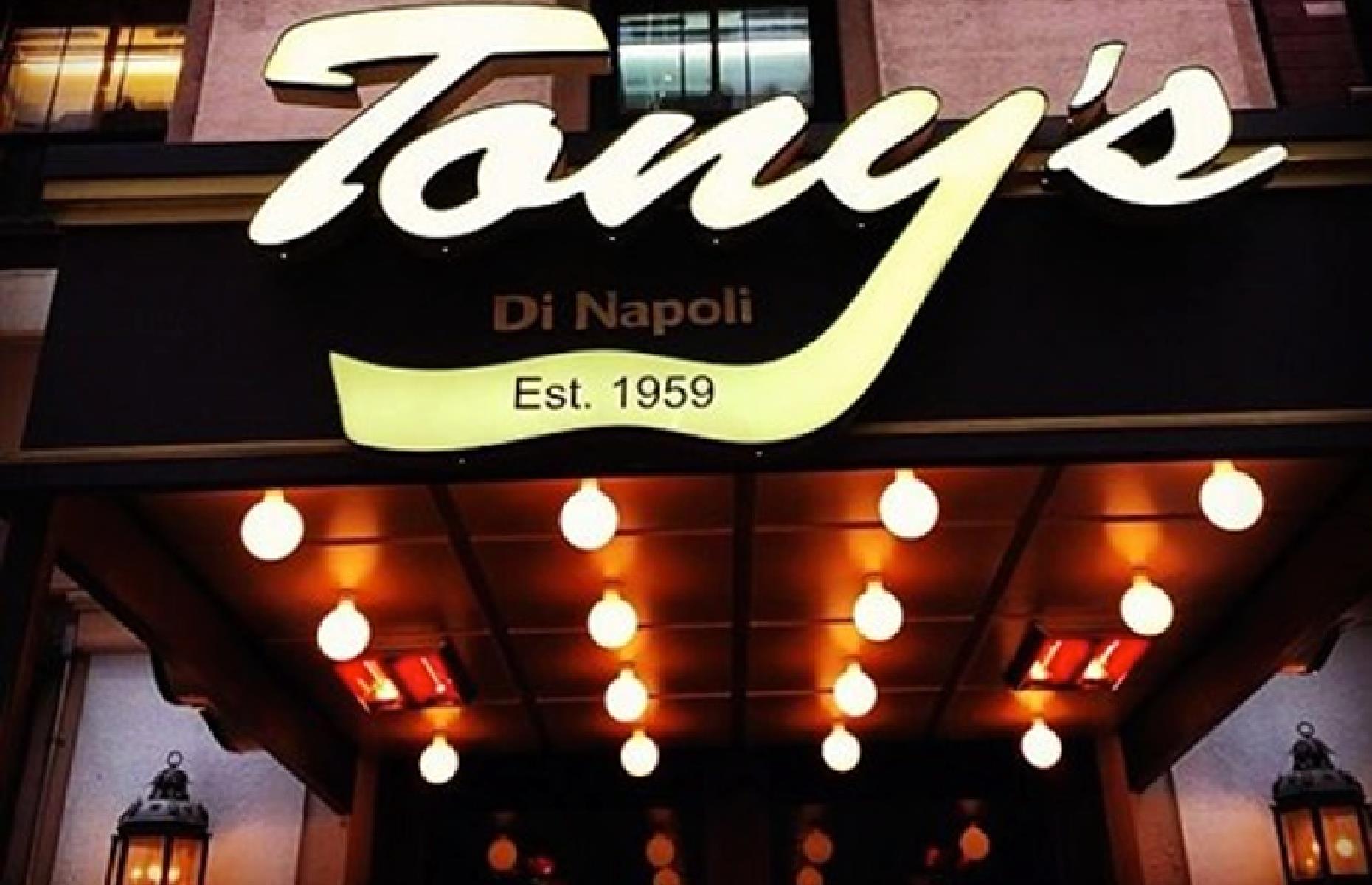 New York: Tony’s Di Napoli, New York City