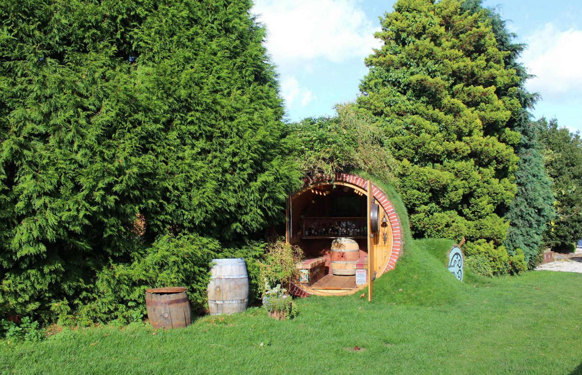 Hobbit house garden pods, worldwide 