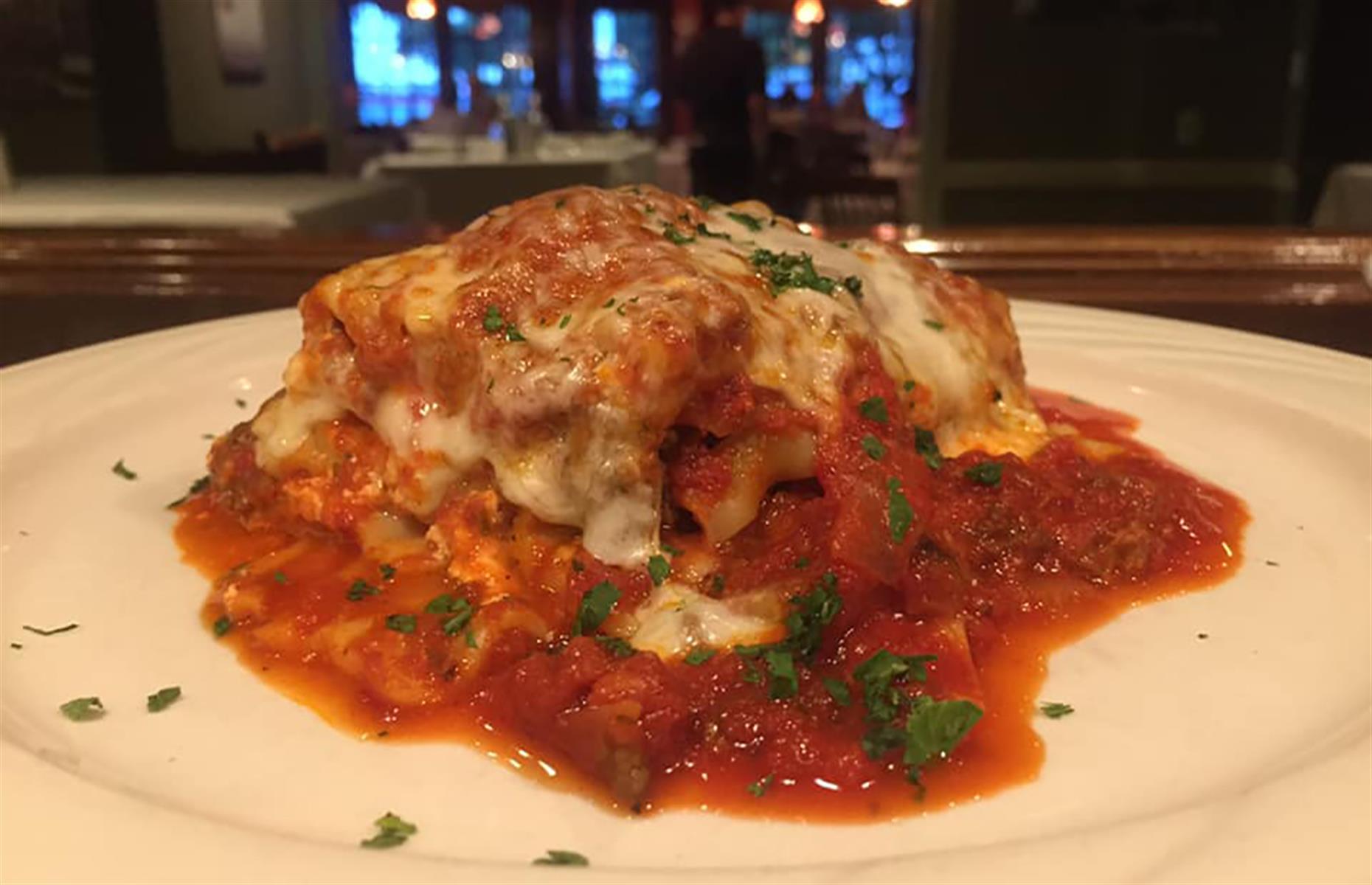 Connecticut: lasagna, Consiglio's, New Haven