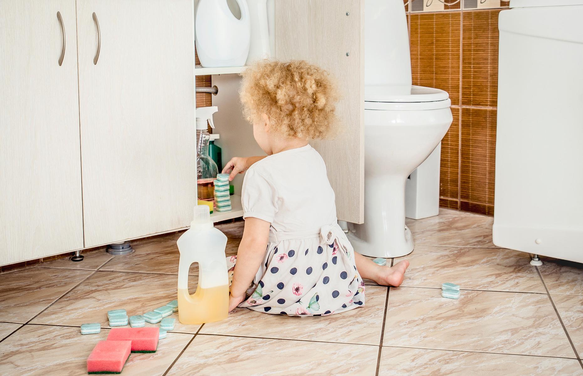 Laundry tablet burns and poisoning