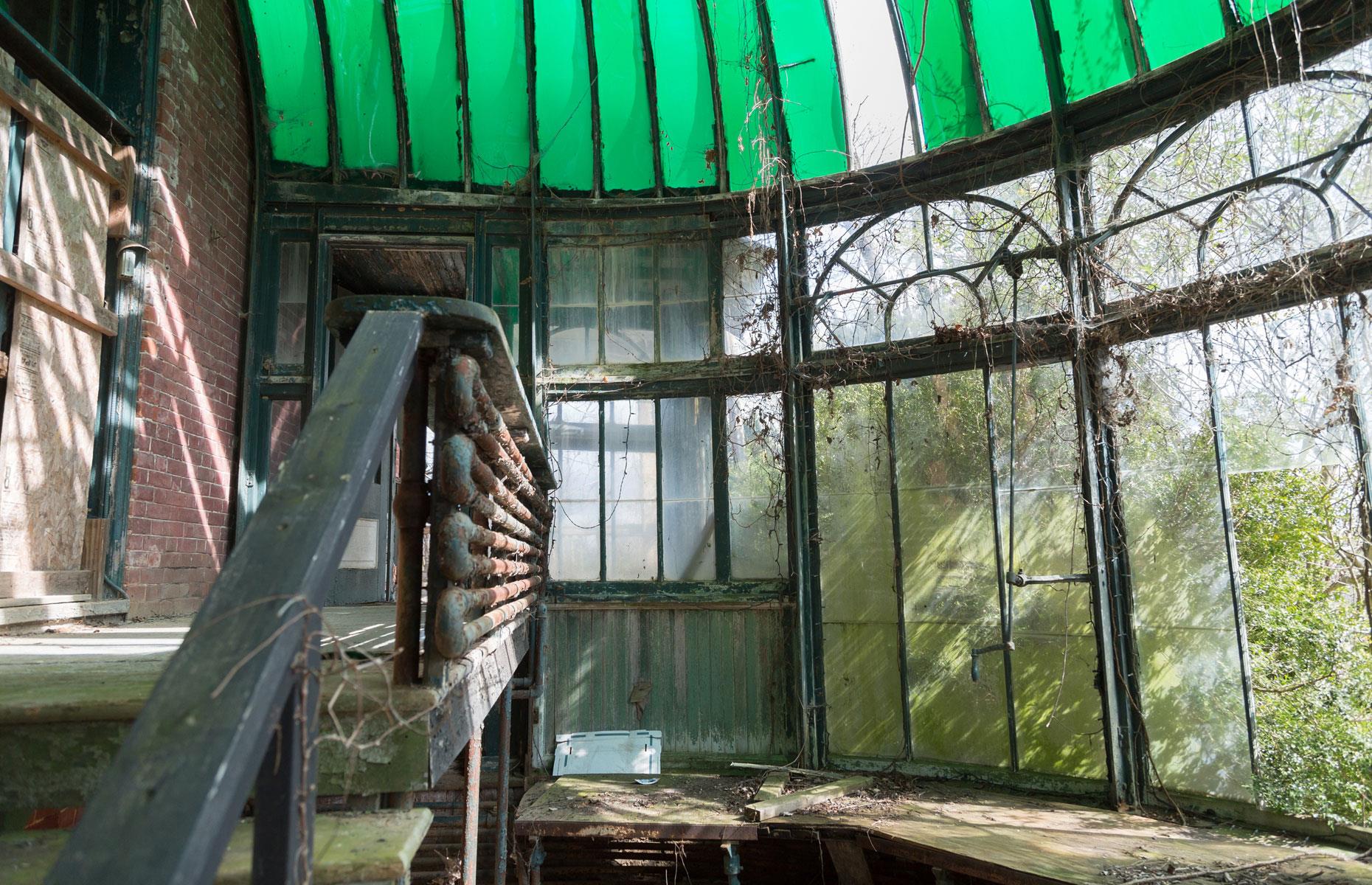 Calming conservatory 