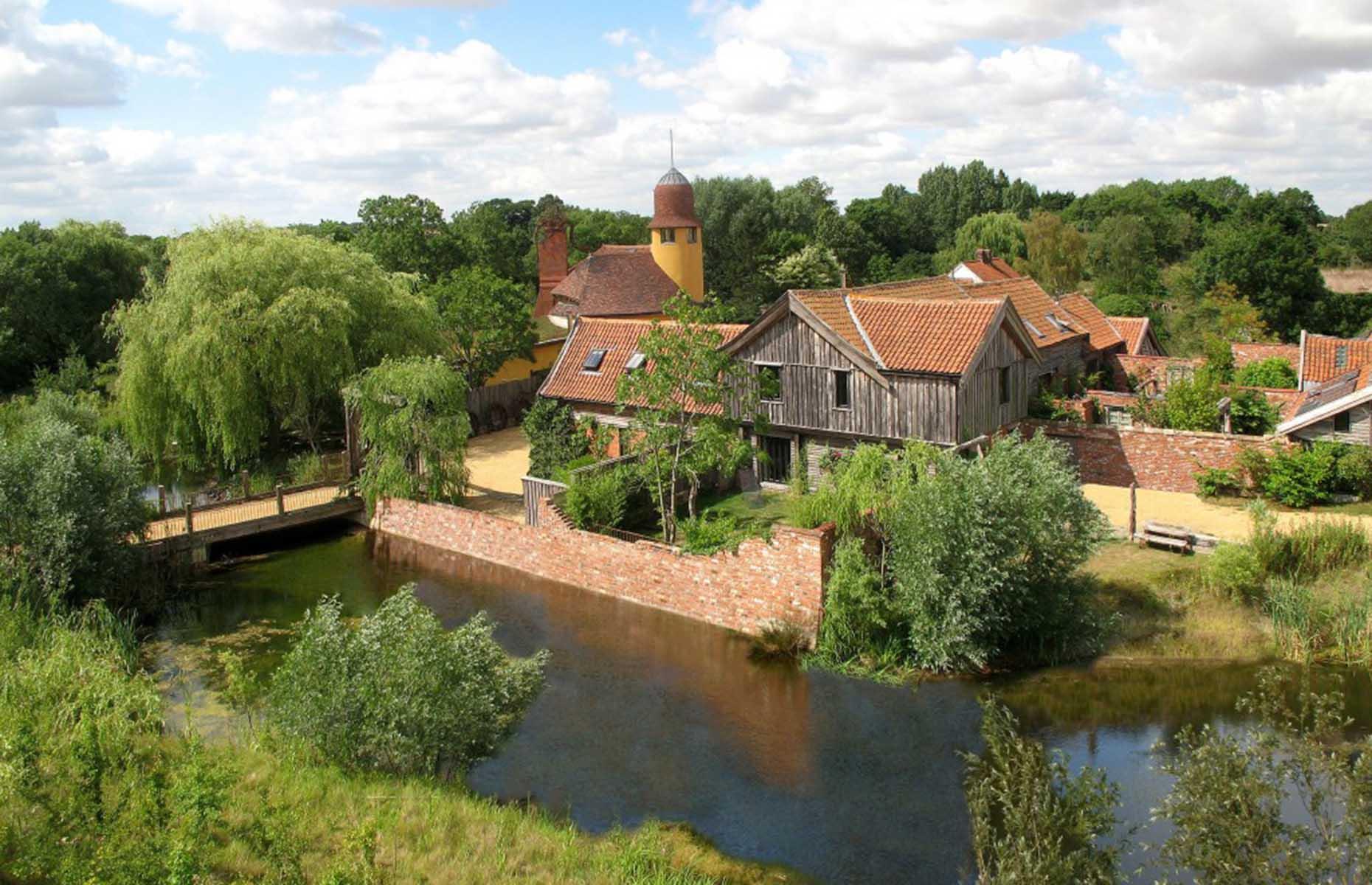 Belle Grove Farmhouse, Suffolk, UK