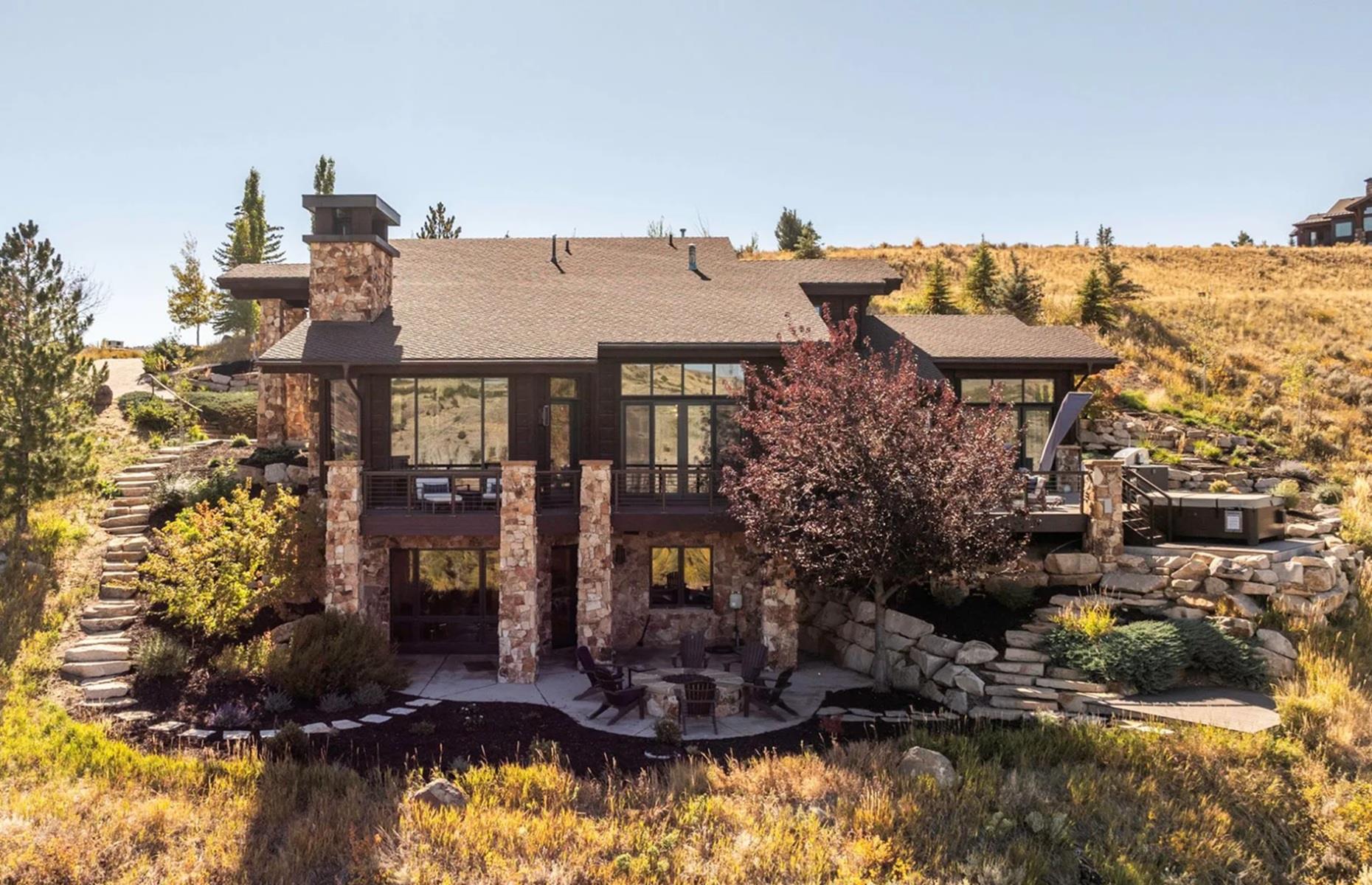 Victory Ranch: mountain location