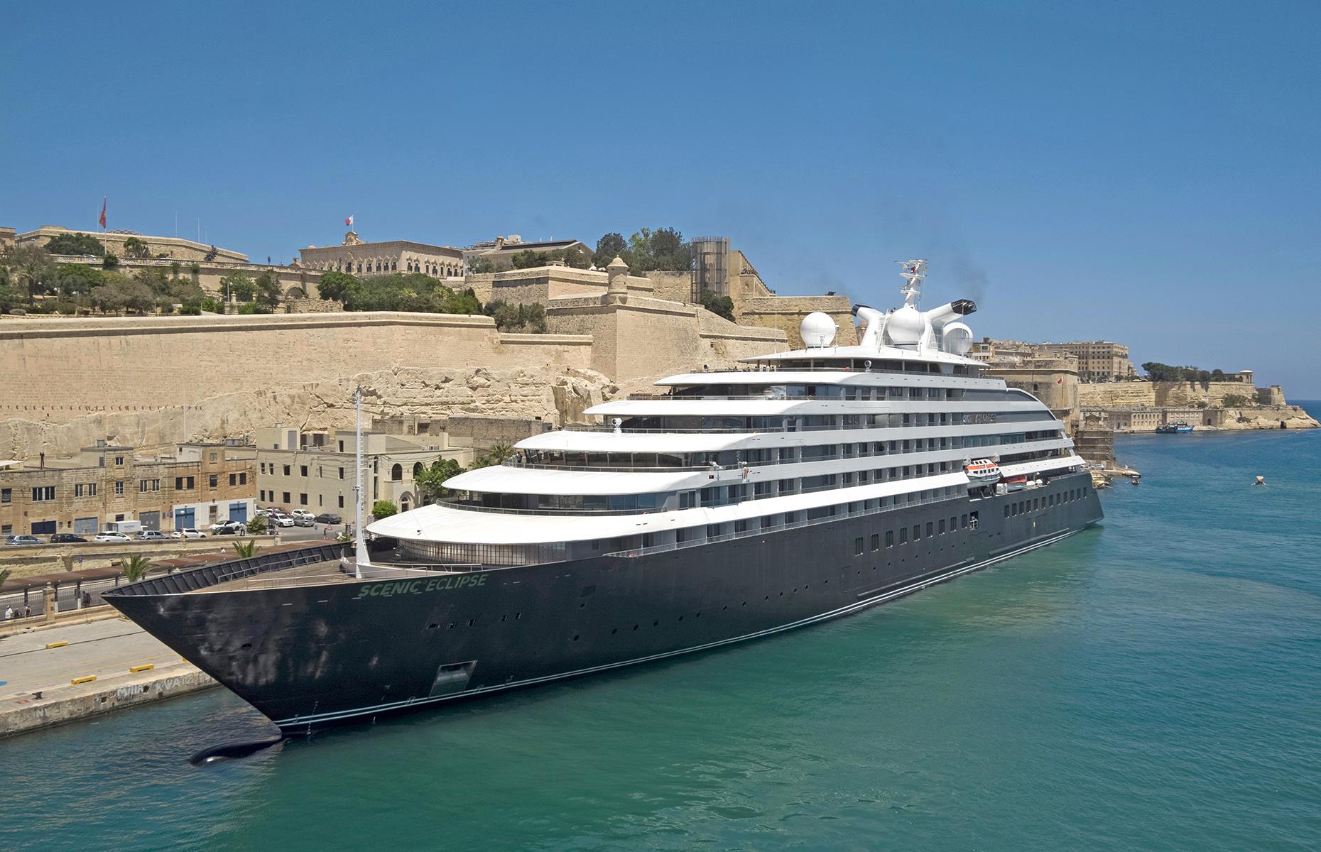 Luxury cruise lines can be fully all-inclusive too