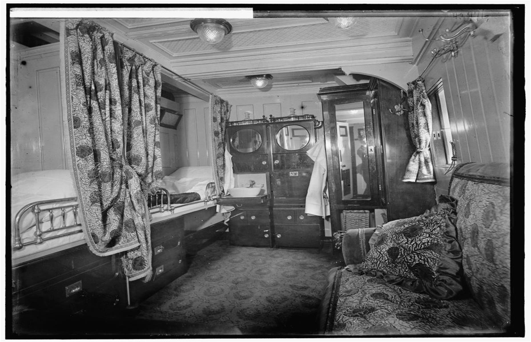 1900: SS Prinzessin Victoria Luise's staterooms