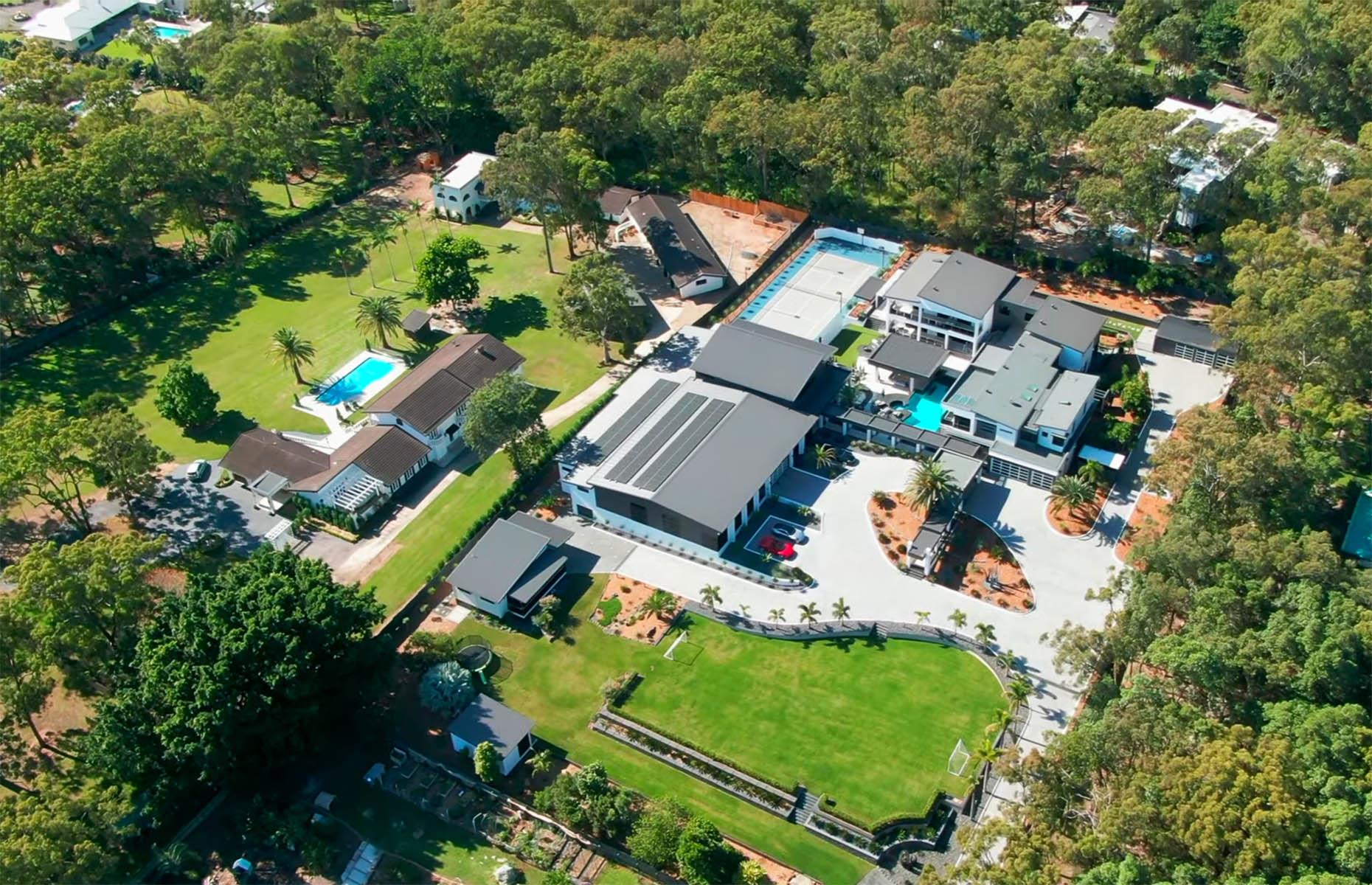 Auto aficionado's estate, Queensland, Australia 
