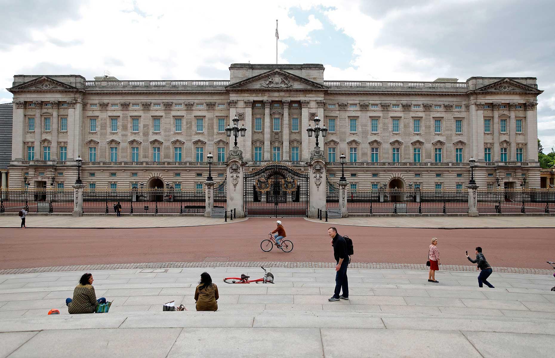 Buckingham Palace, London, UK
