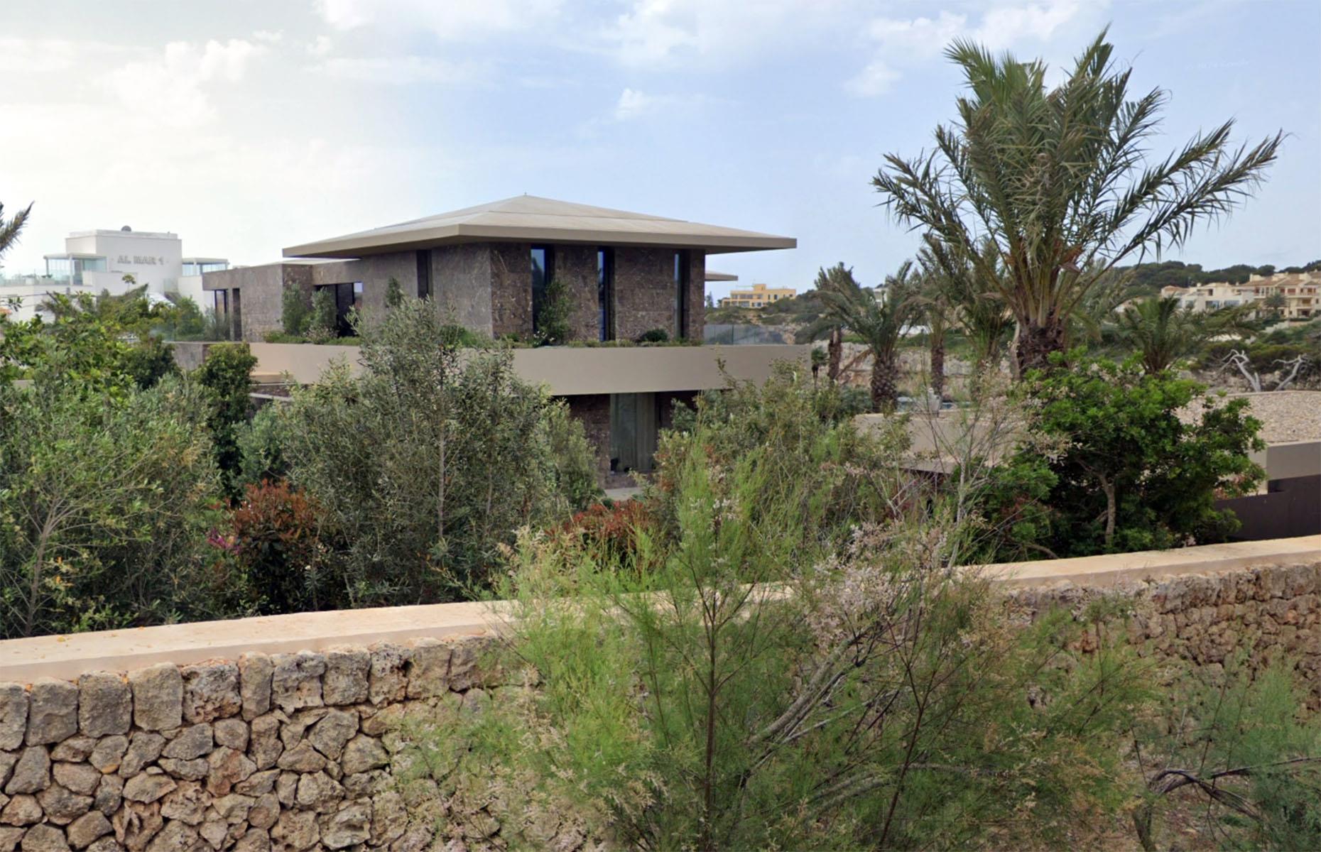 Rafael Nadal's island retreat: a modern construction