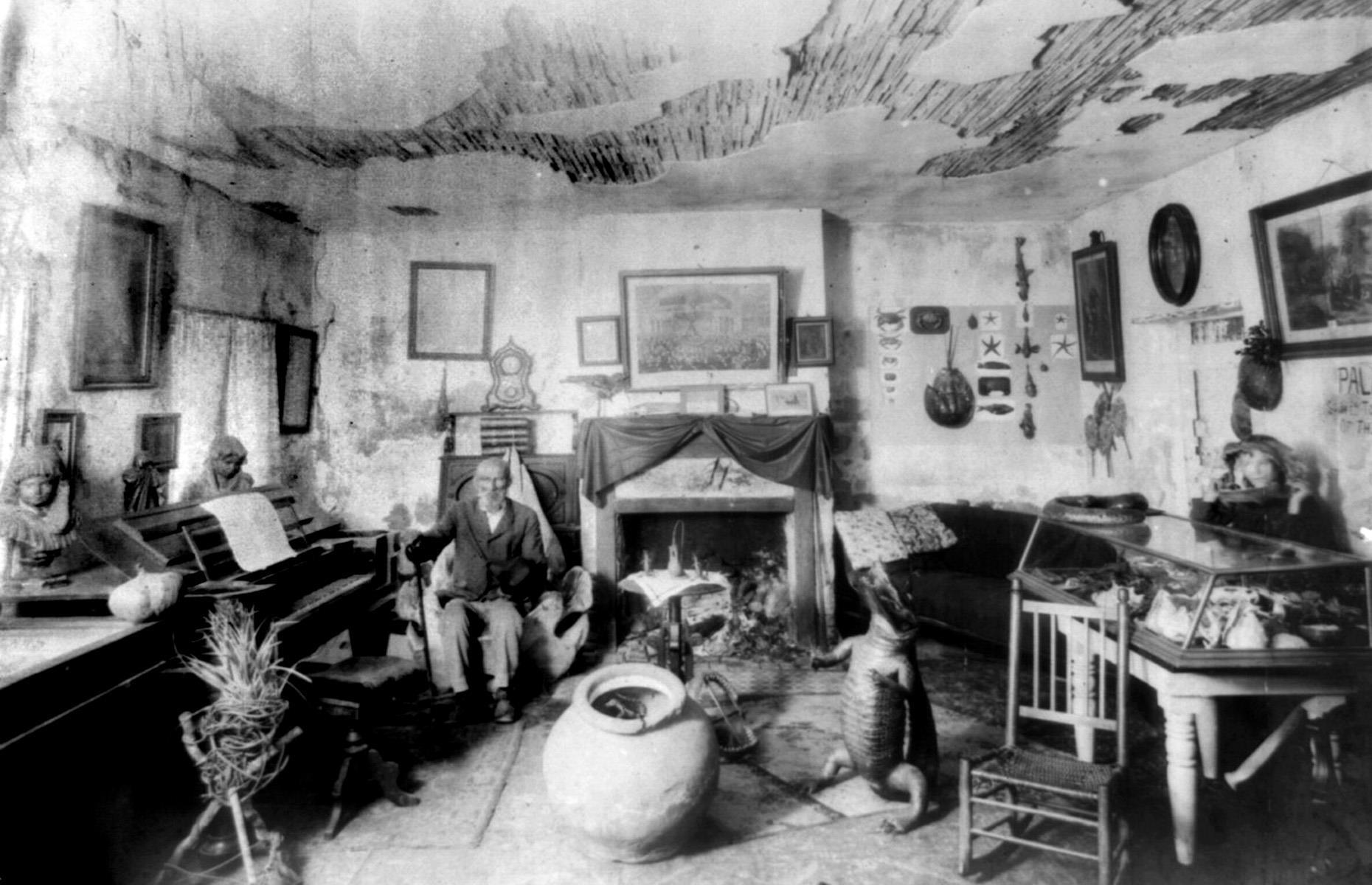 1904: inside the Don Toledo/Gaspar Papy House in St. Augustine  