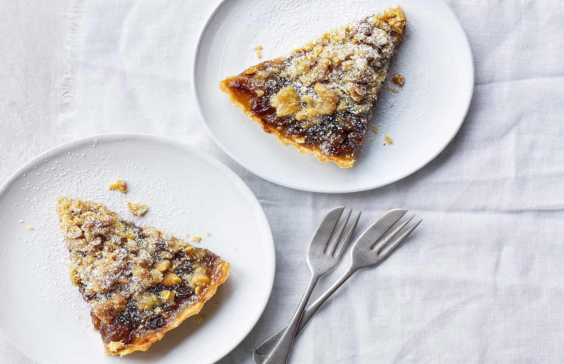 30. Mince pie streusel tart