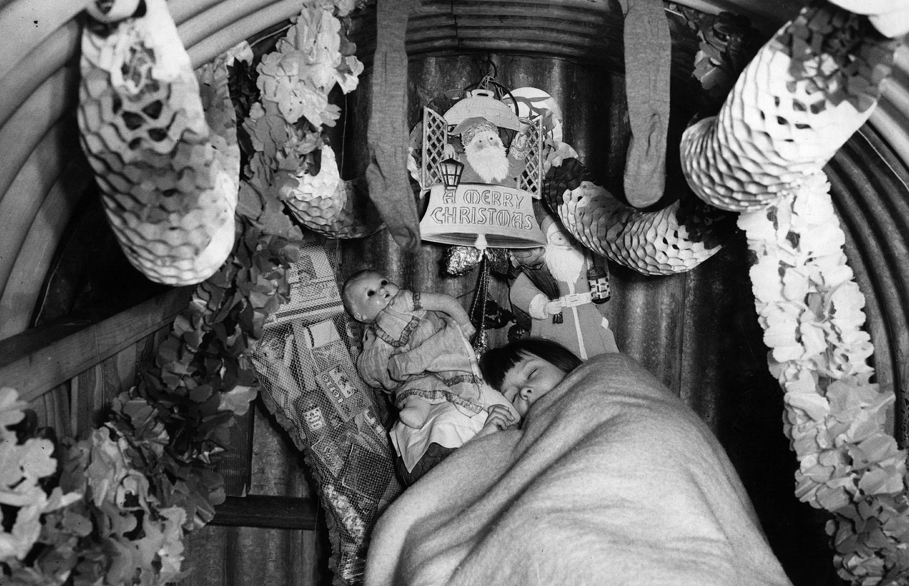 1940s: a wartime Christmas