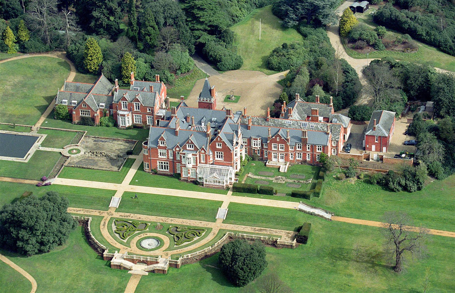 Sophie's grand marital home