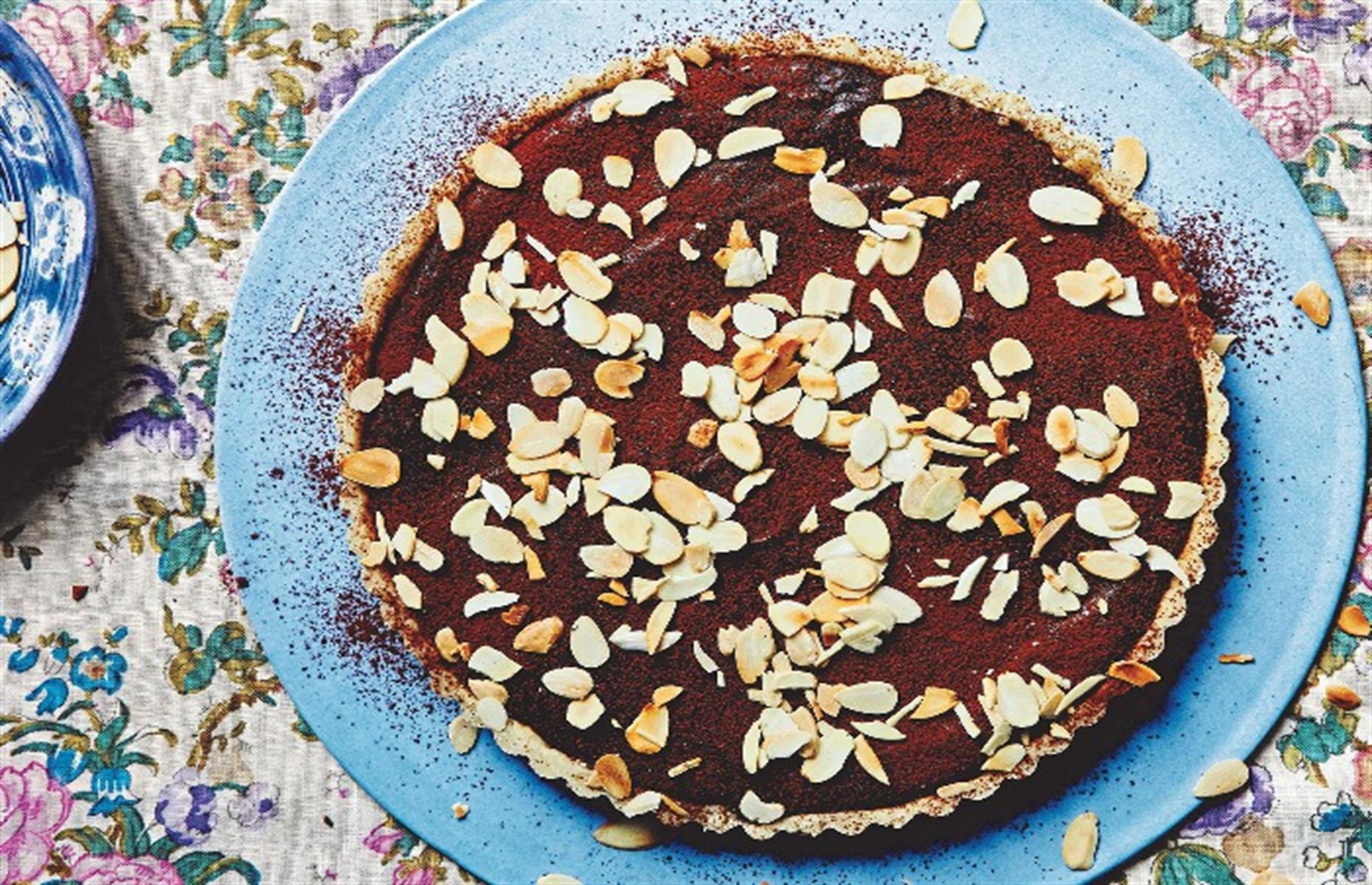 Chocolate caramel tart