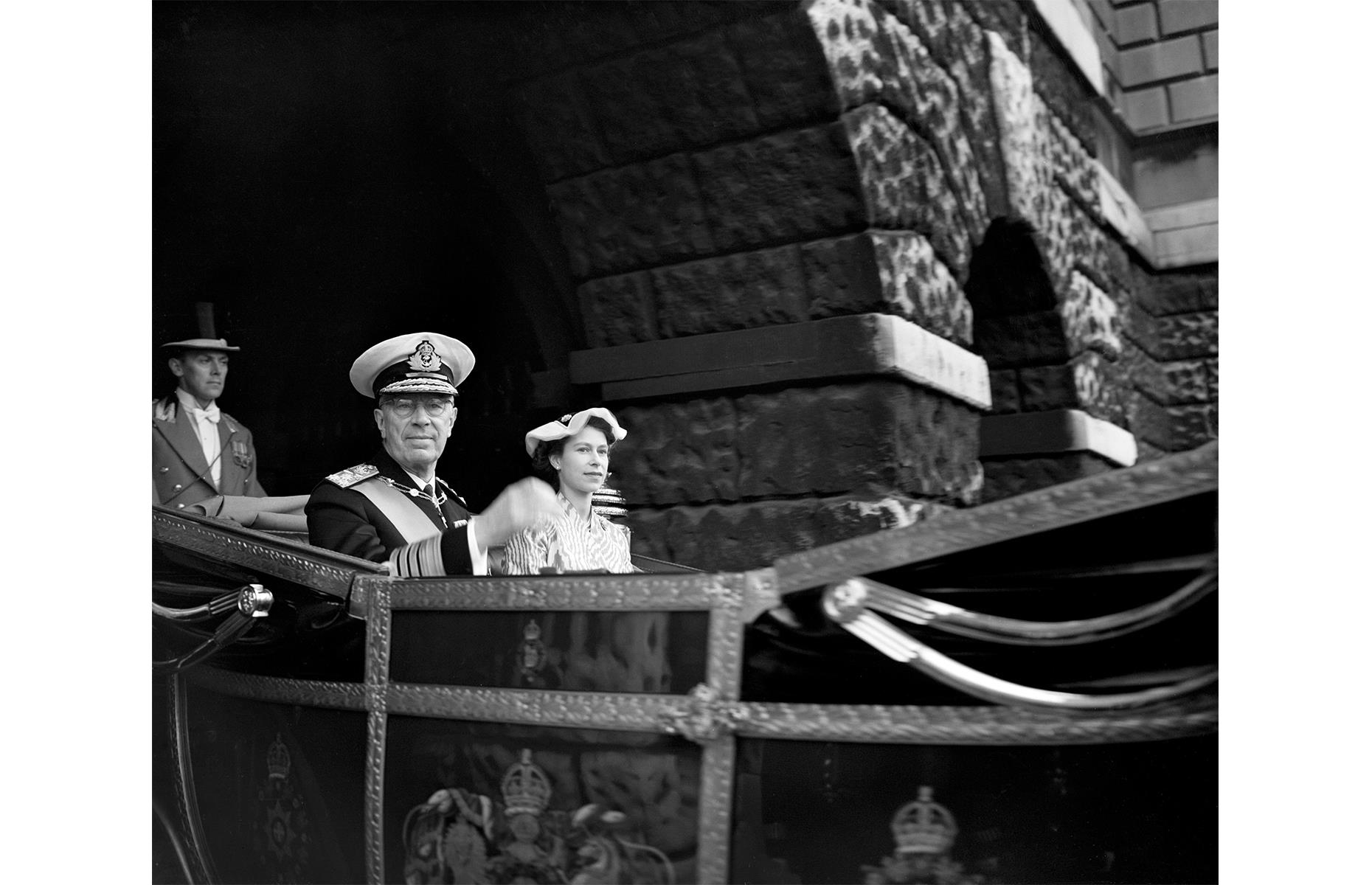 6. Swedish state banquet at Buckingham Palace, 1954