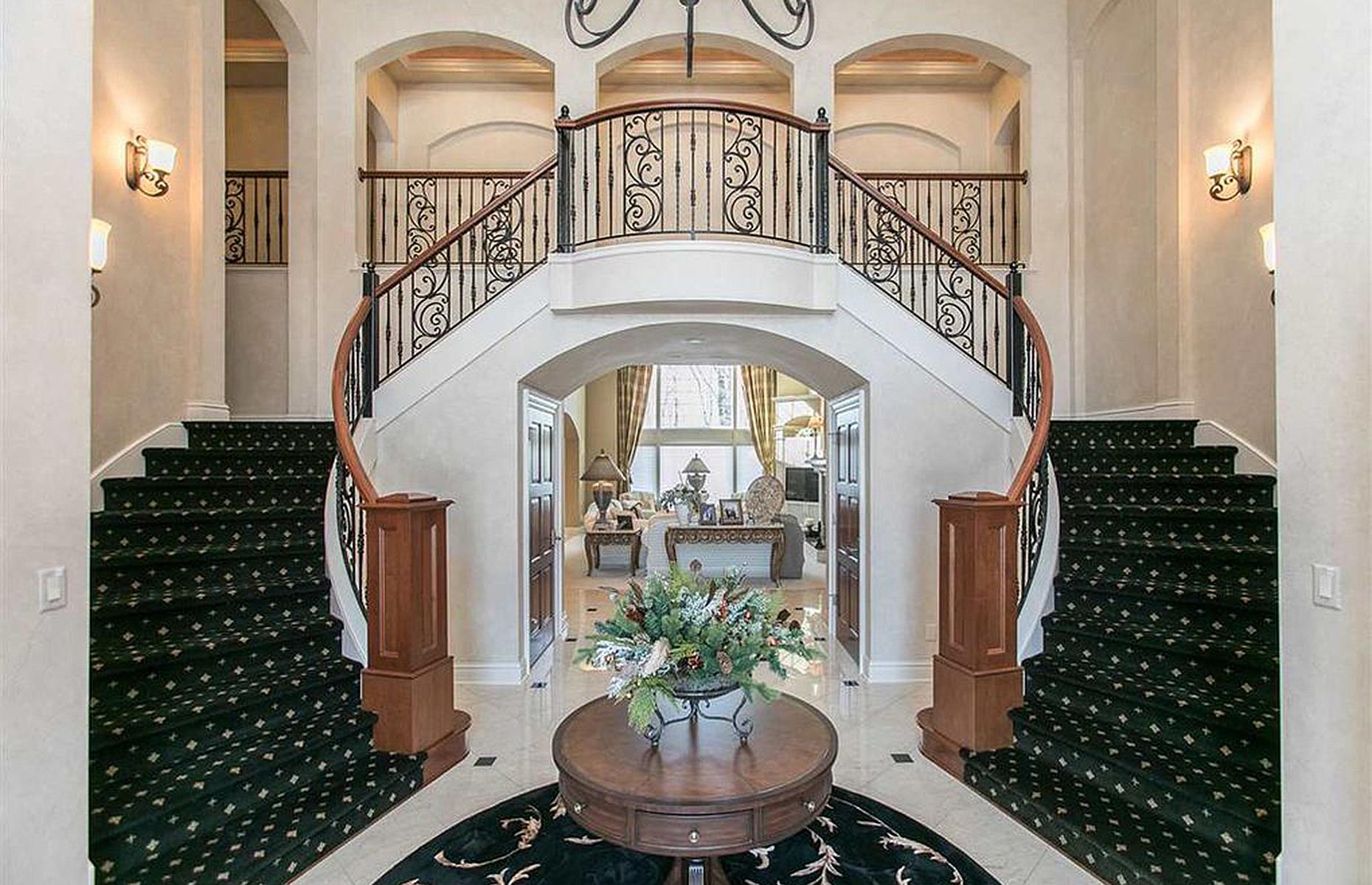 Iowa: Wilderness mansion, Springville, £1.5 million (£1.1m): The most incredible homes for sale in every US state