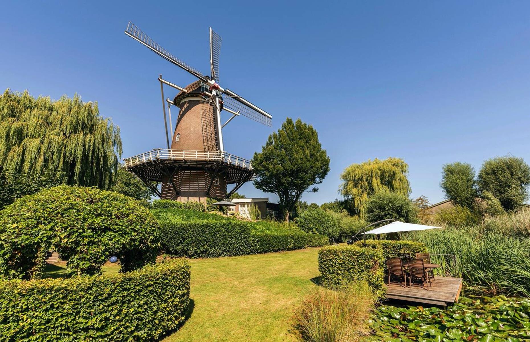 Traditional Dutch windmill, Gelderland, Netherlands
