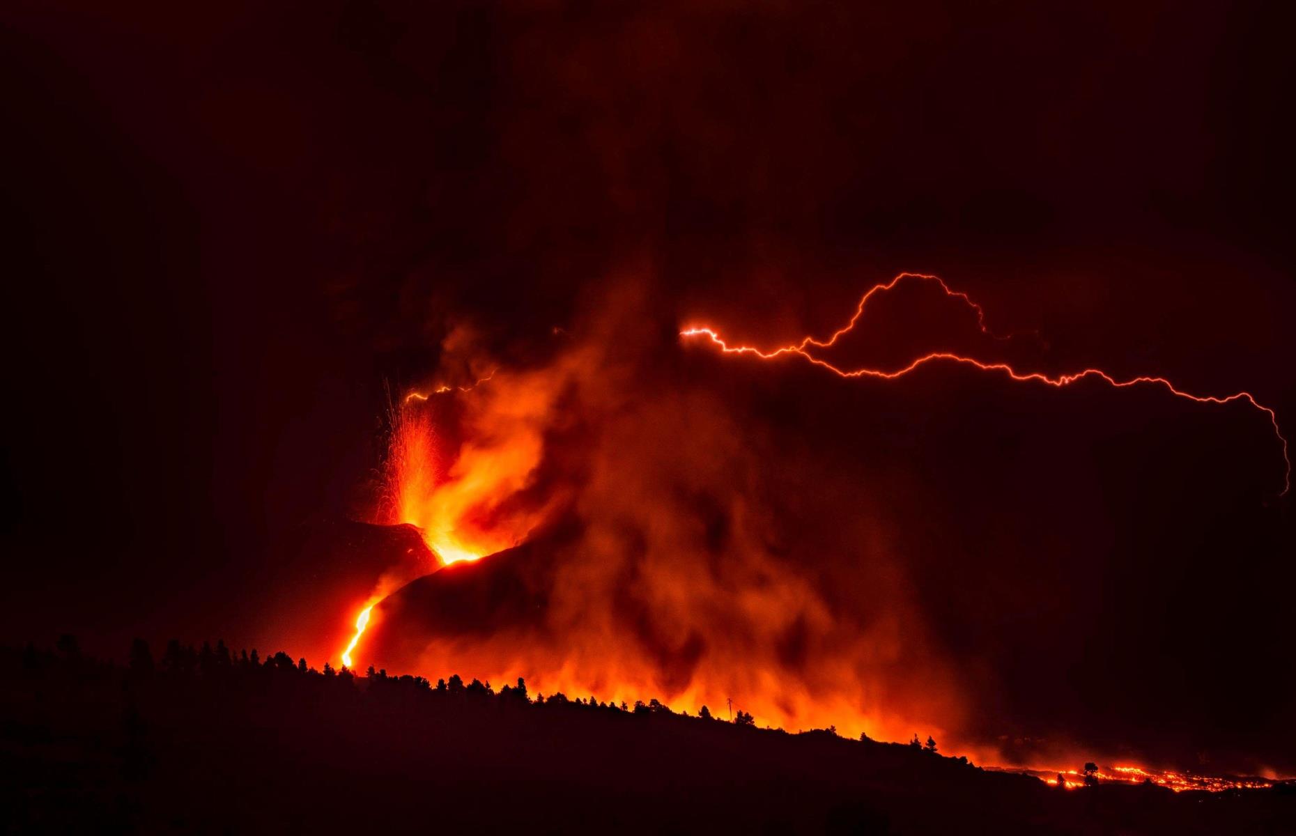 Volcanic lightning, Tenerife, Canary Islands, Spain