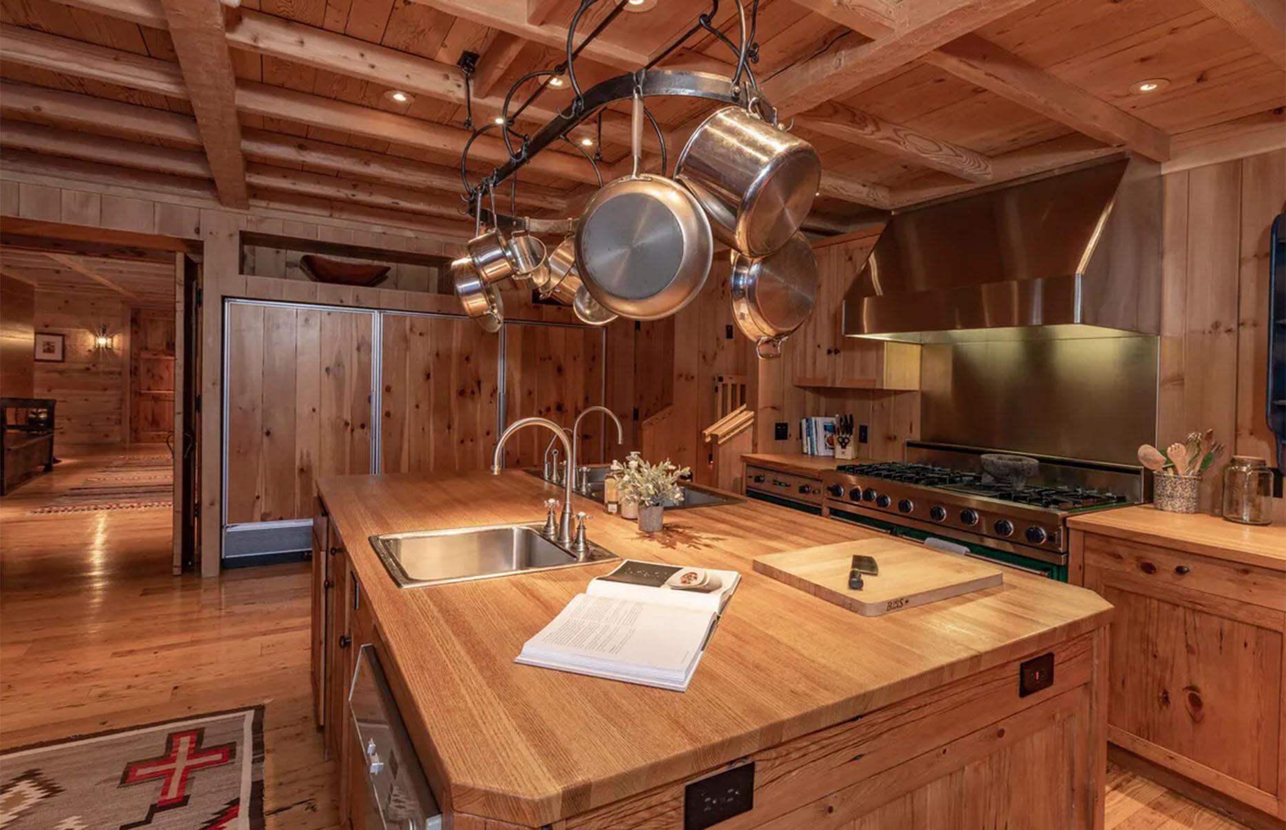 Tom Cruise's Colorado ranch: listed for $39.5 million 