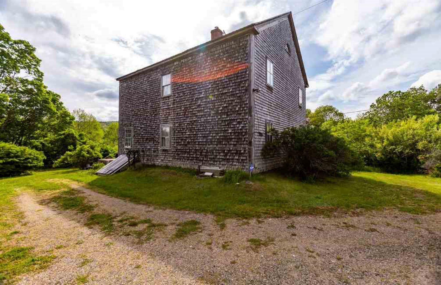 The Easson House: Nova Scotia
