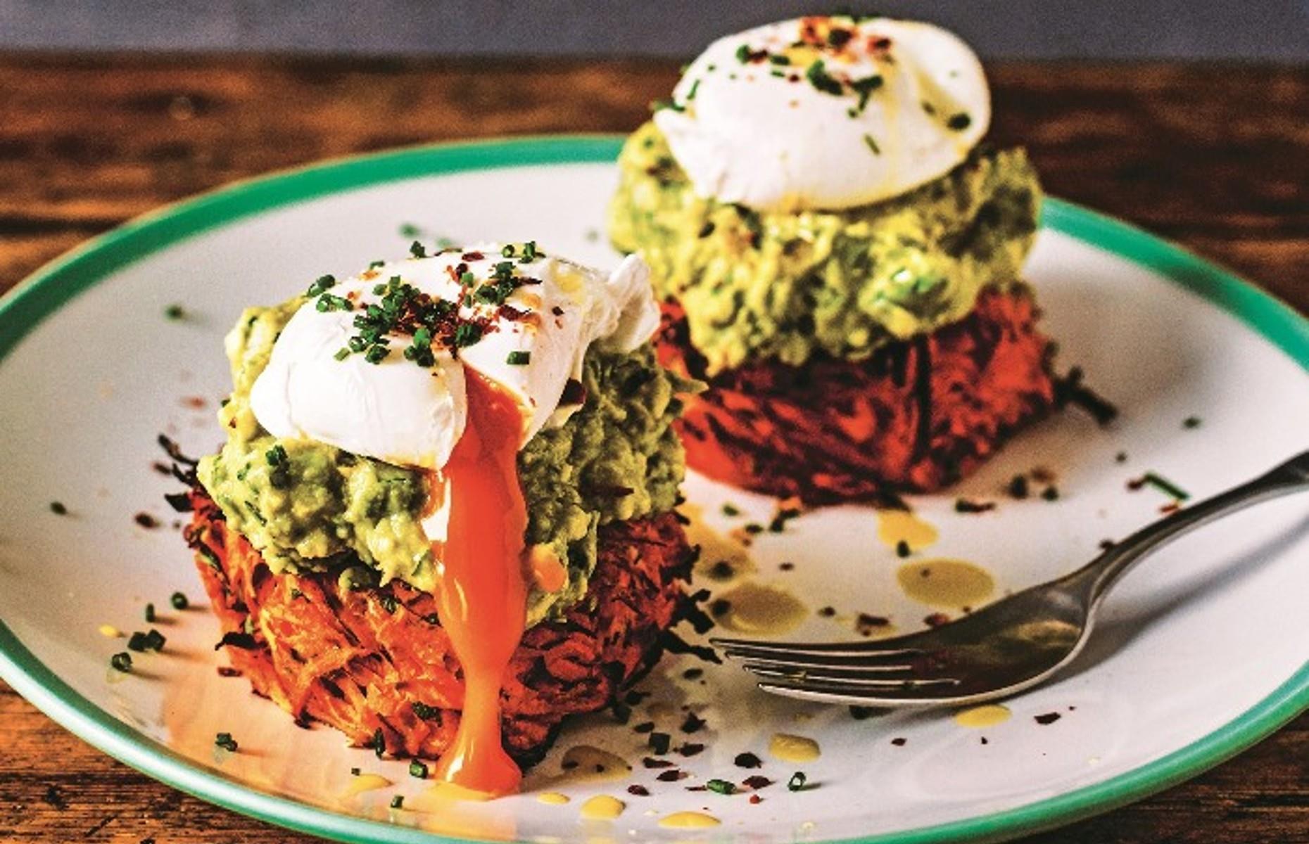 Sweet potato rösti with poached eggs