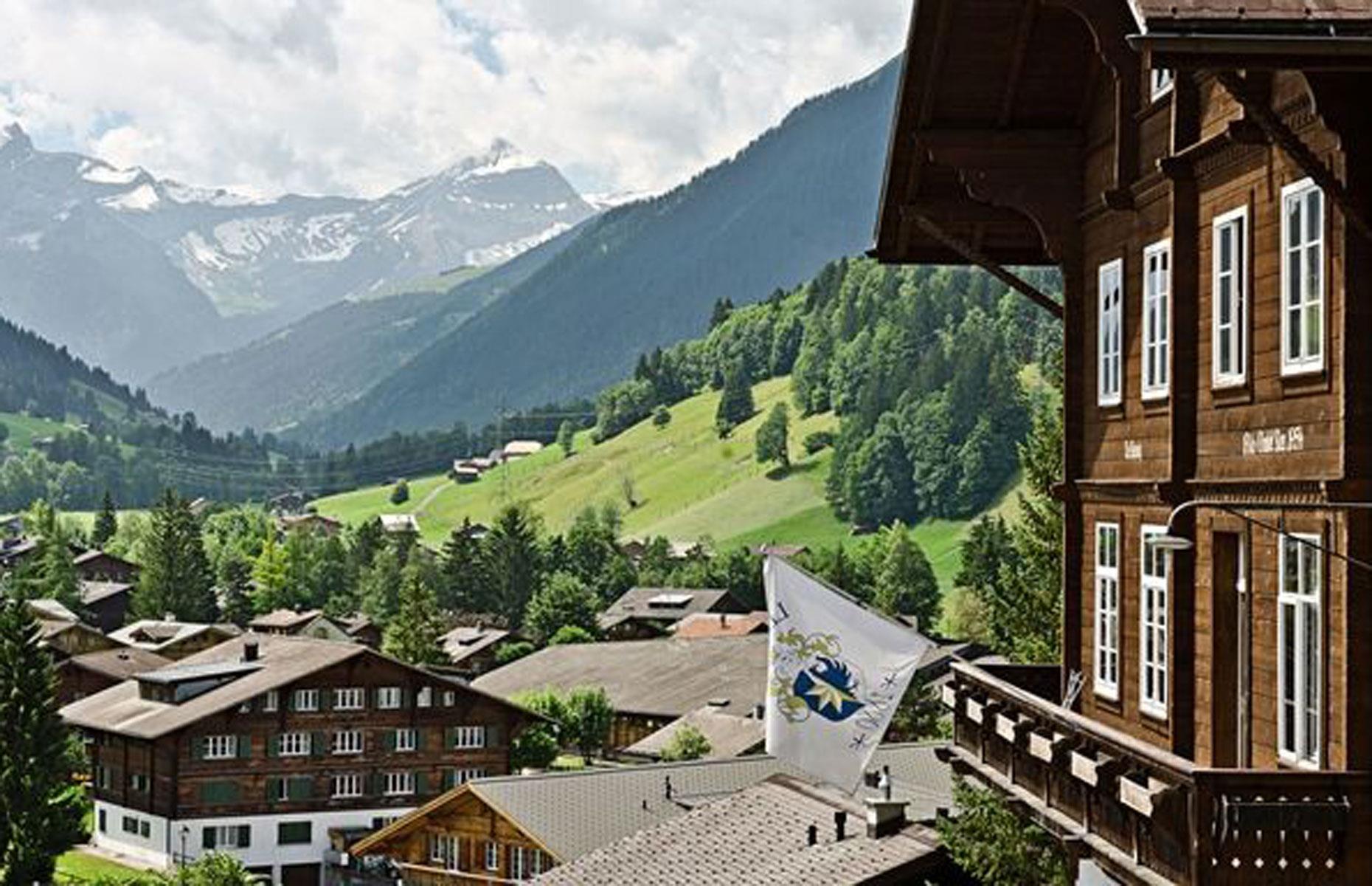 Institut Le Rosey, Switzerland: $116,719 (£89,777) a year 