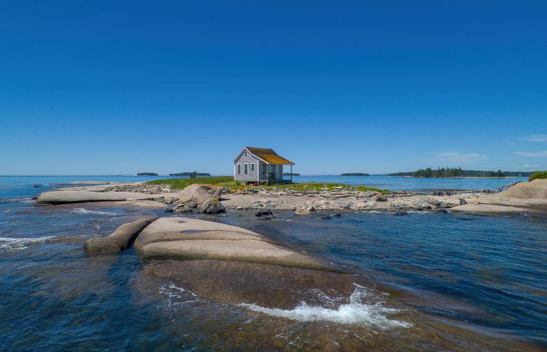Duck Ledge’s Island, Maine, USA: $339,000 (£260k)