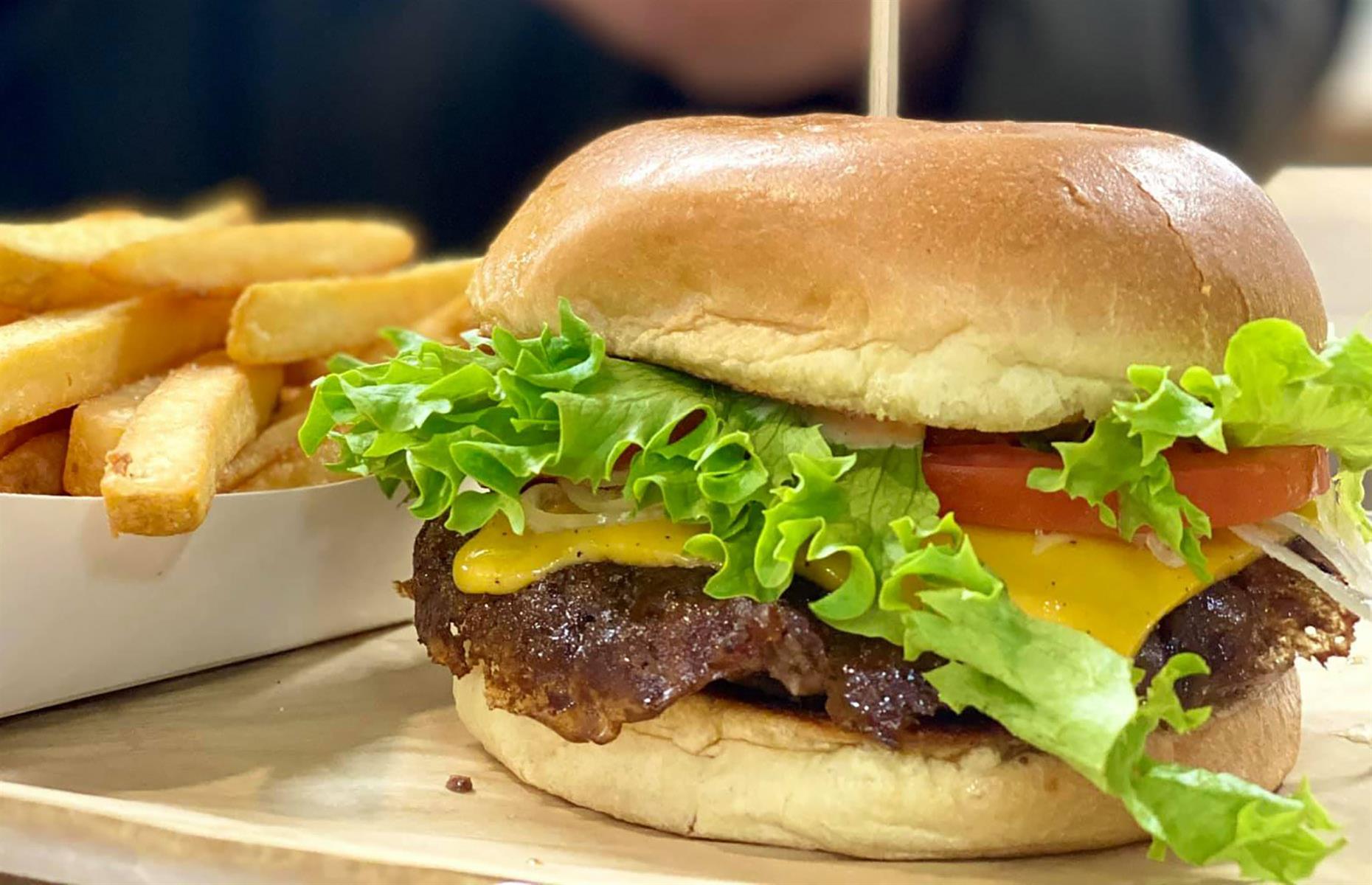 20. North Carolina: Barcelona Classic, Barcelona Burger, Mooresville
